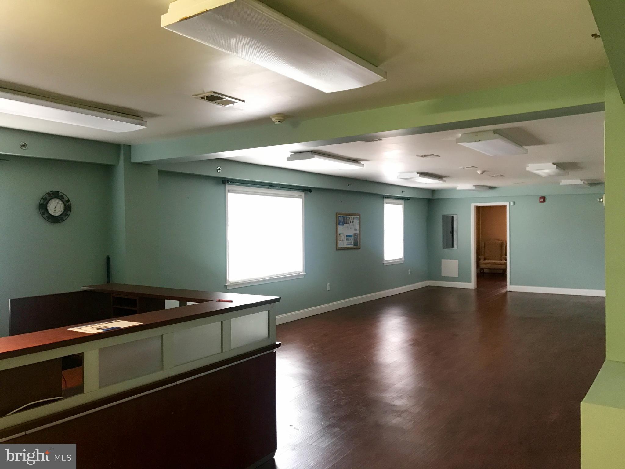 NORRITON EAST - Commercial Sale