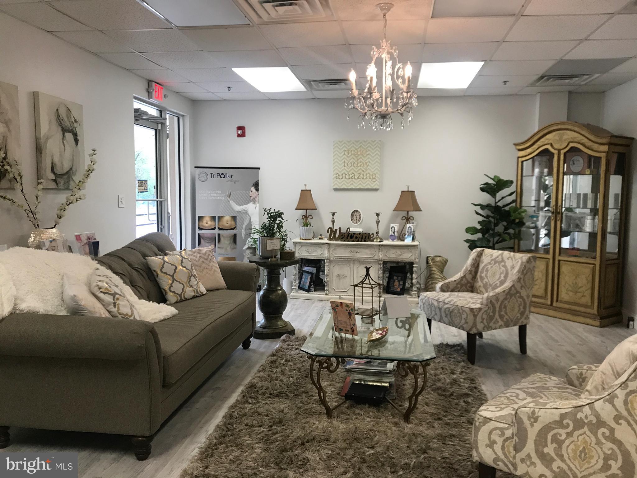 NORRITON EAST - Commercial Sale