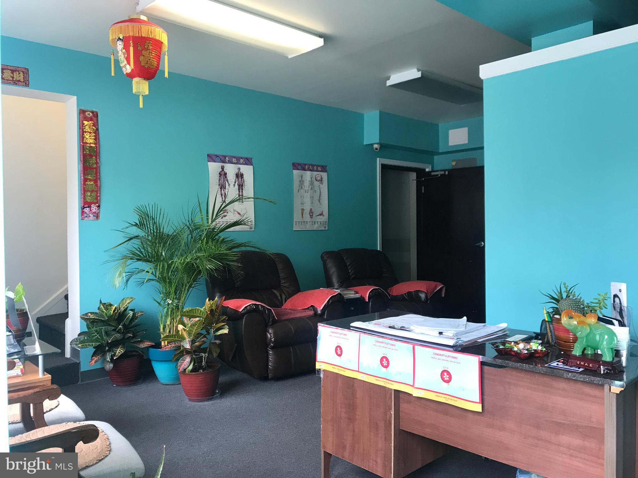 NORRITON EAST - Commercial Sale
