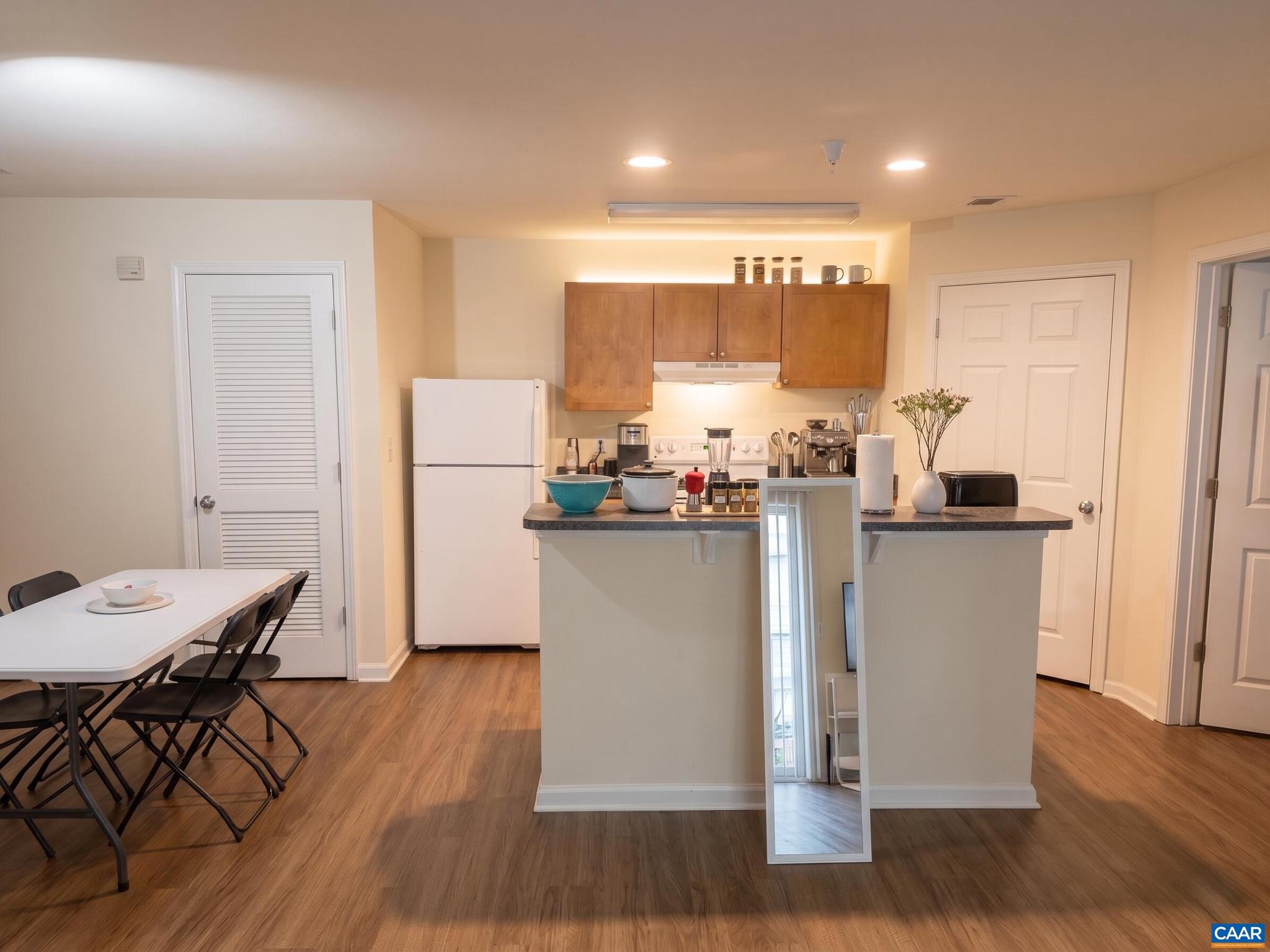 EAGLES LANDING - Residential