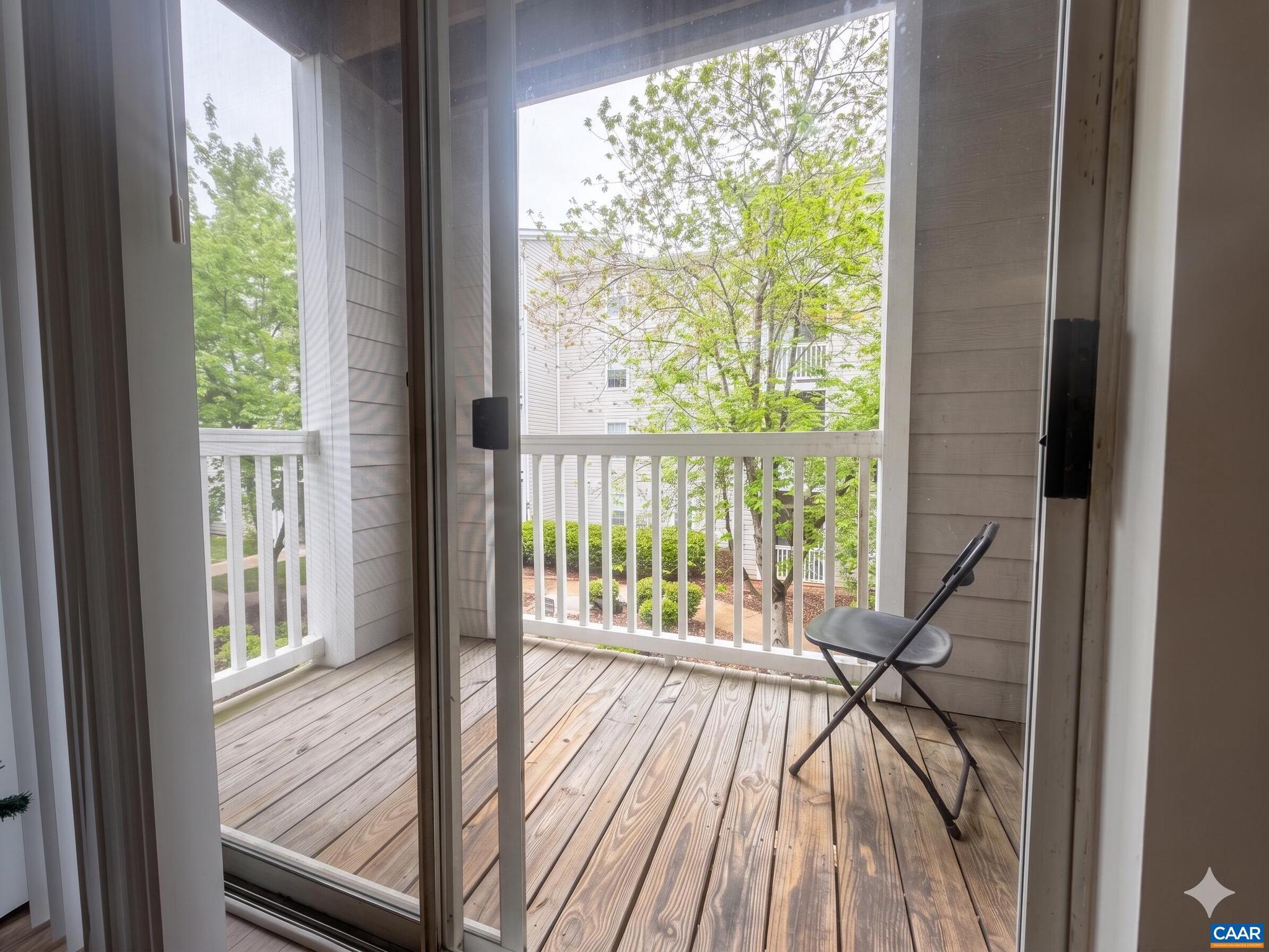 EAGLES LANDING - Residential