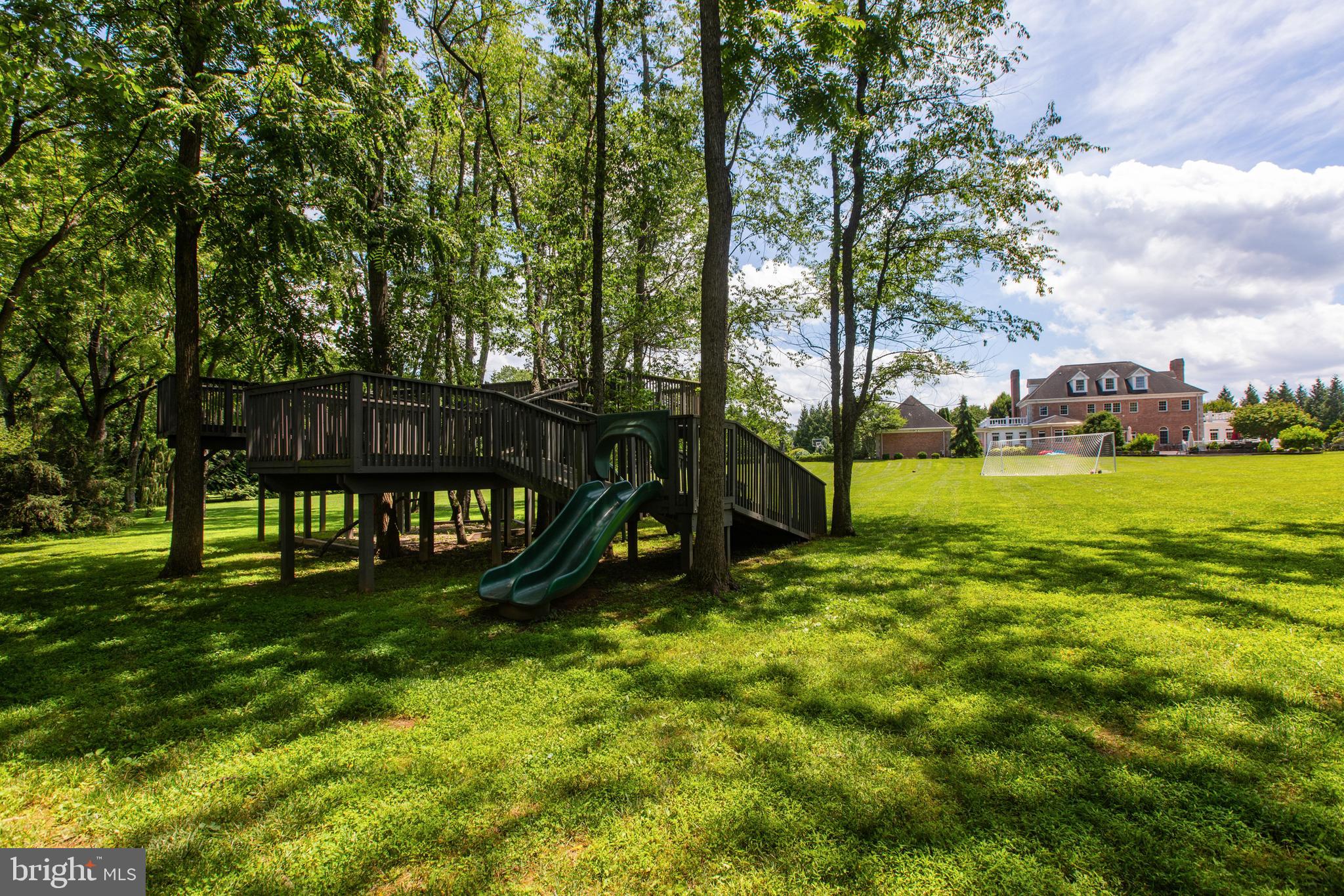 TIMBERLINE PARK - Residential