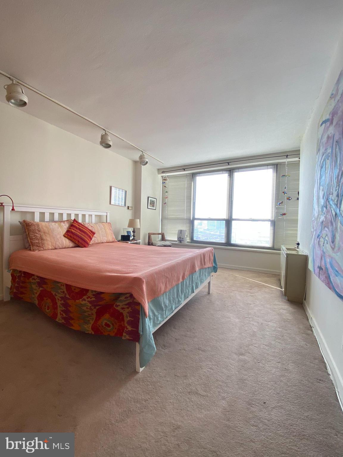 RITTENHOUSE SQUARE - Residential Lease