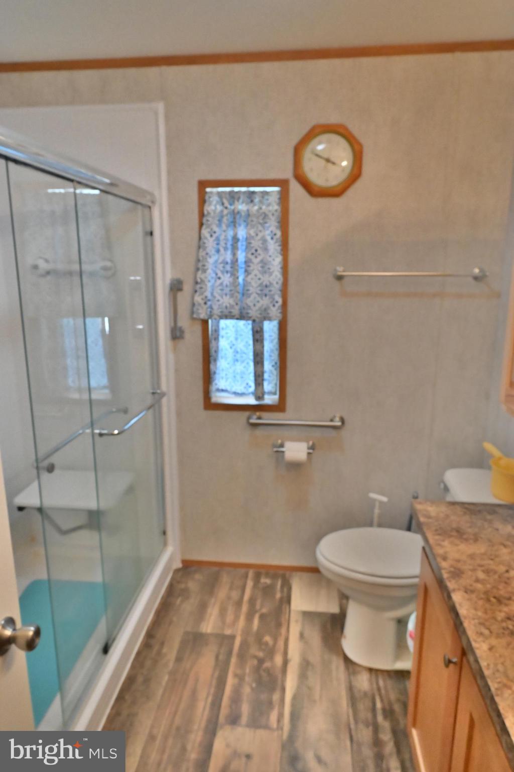TOWN & COUNTRY - Residential