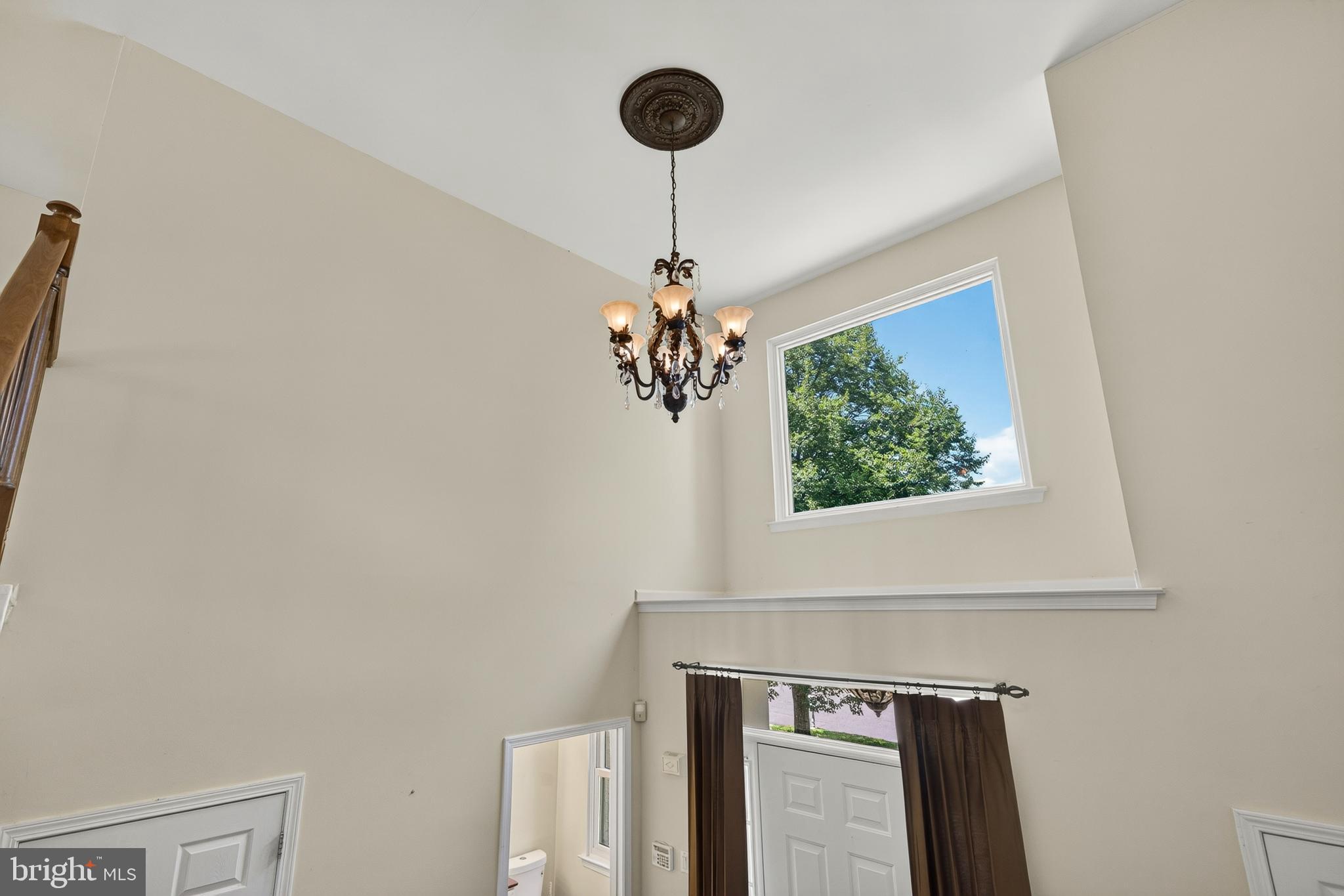 LONGSHORE ESTS - Residential