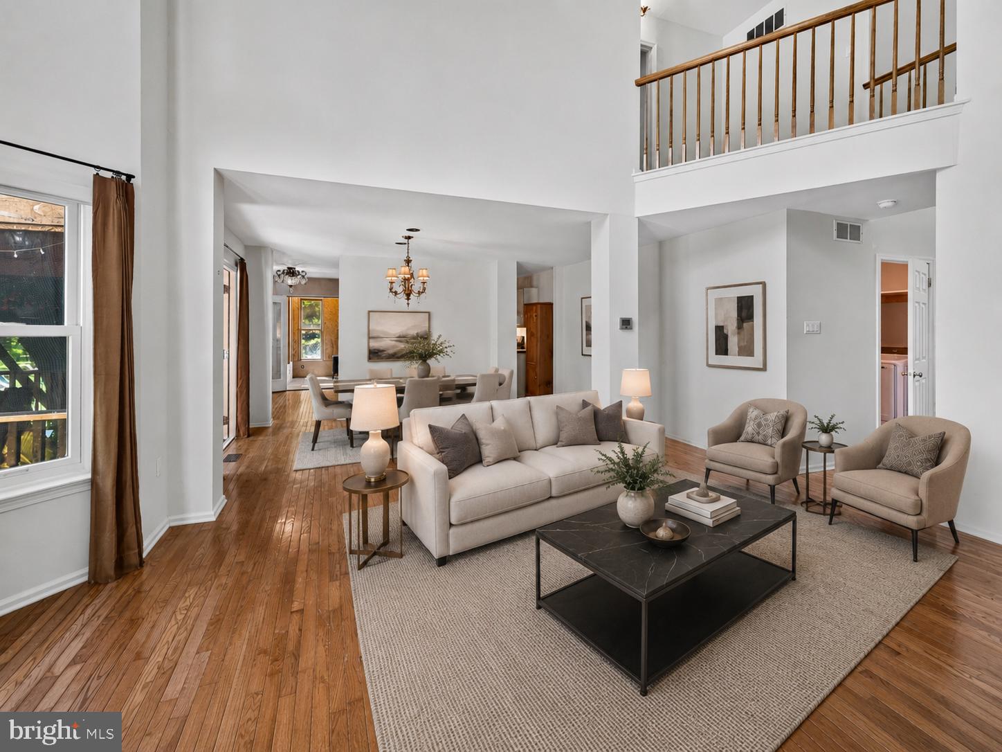 LONGSHORE ESTS - Residential