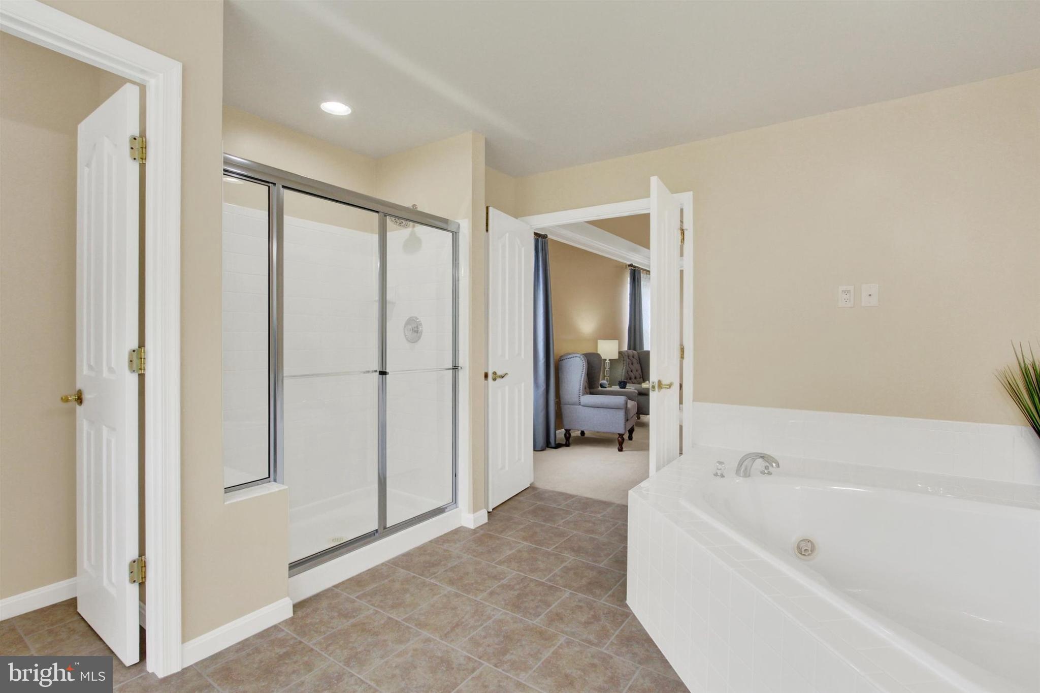 WINDSOR TWP - Residential