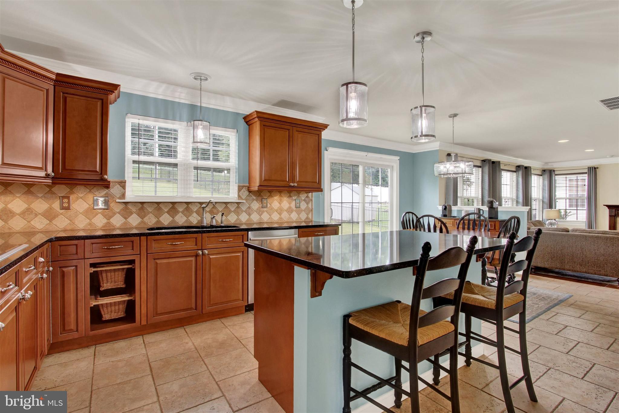 WINDSOR TWP - Residential