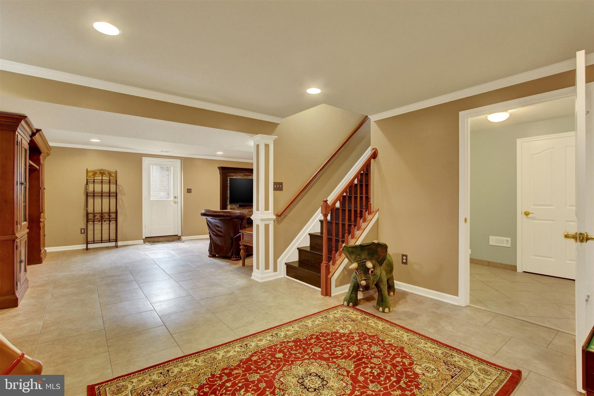 WINDSOR TWP - Residential