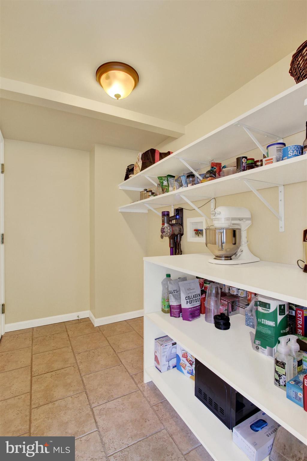 WINDSOR TWP - Residential