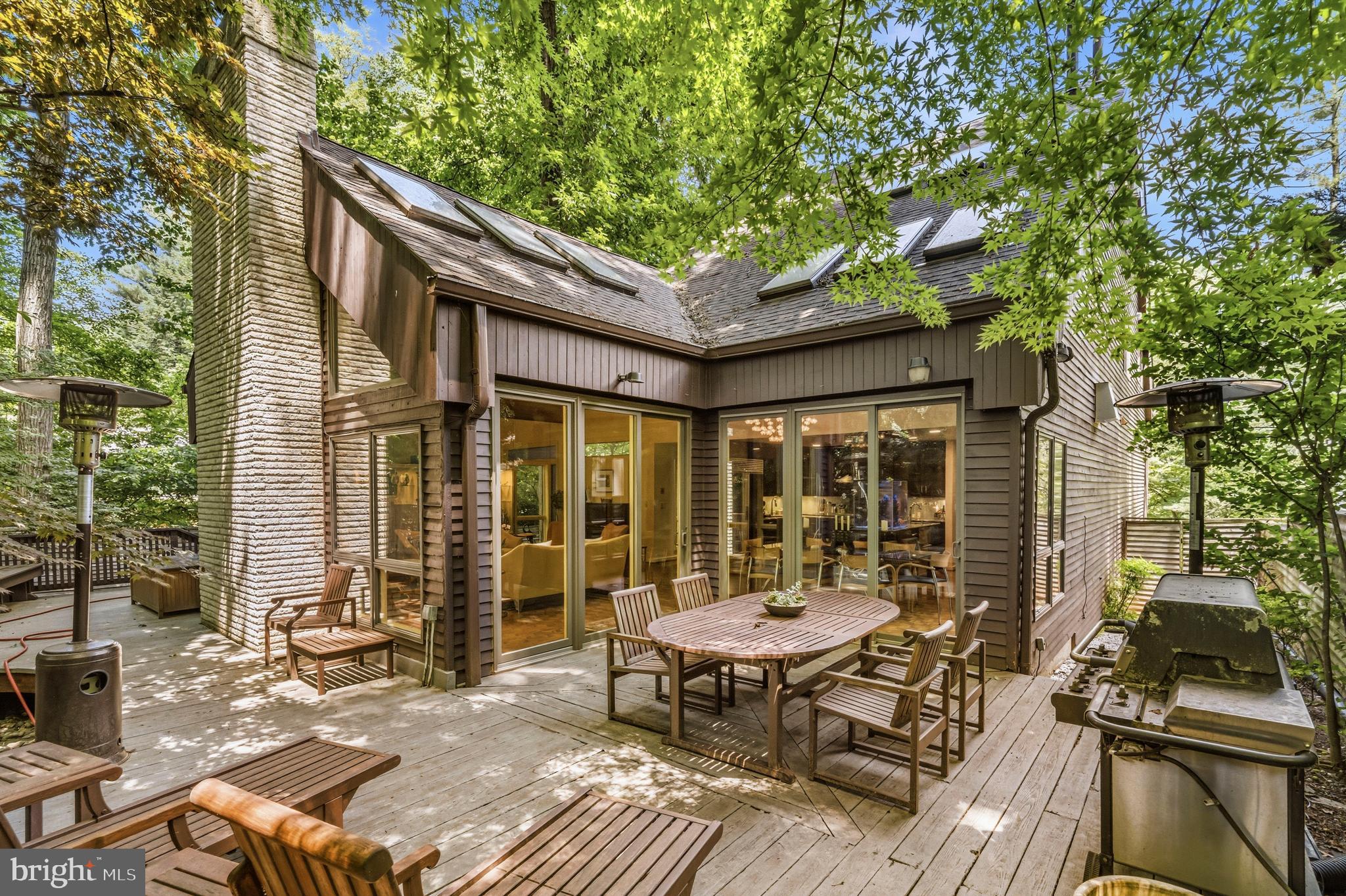 GLEN ECHO HEIGHTS - Residential