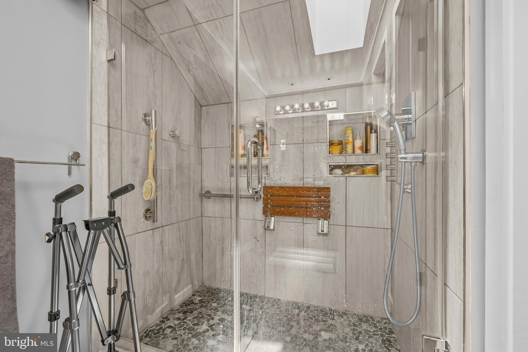 GLEN ECHO HEIGHTS - Residential