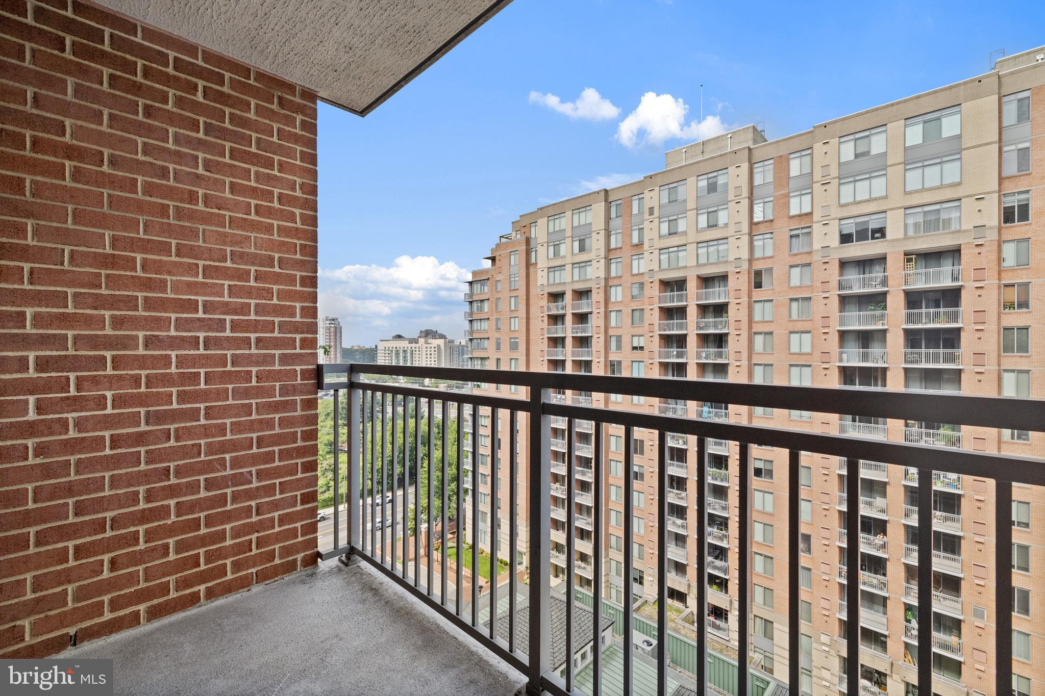 THE GALLERY - Residential