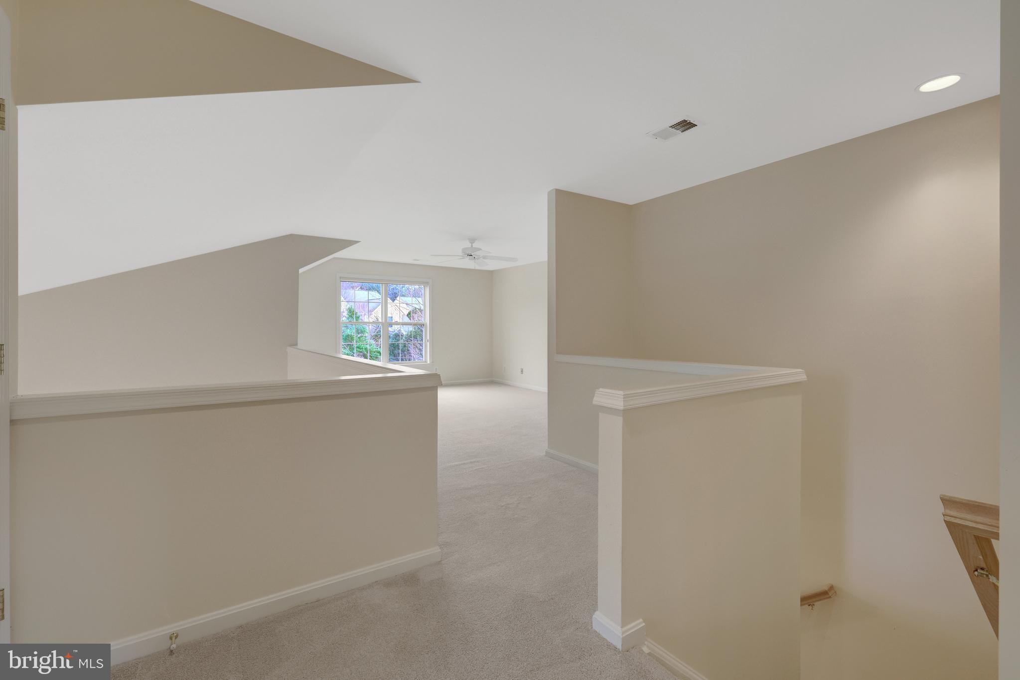 THE COURTS OF FOX MILL - Residential