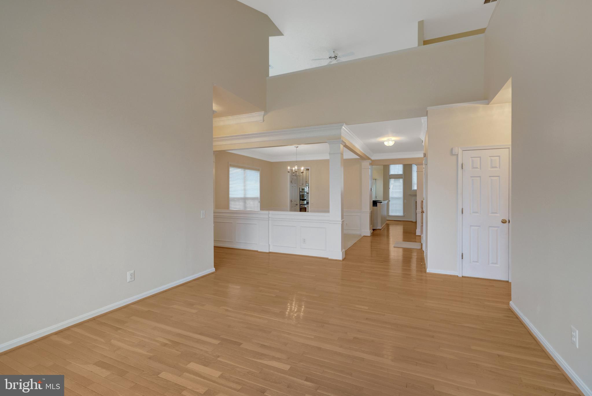 THE COURTS OF FOX MILL - Residential
