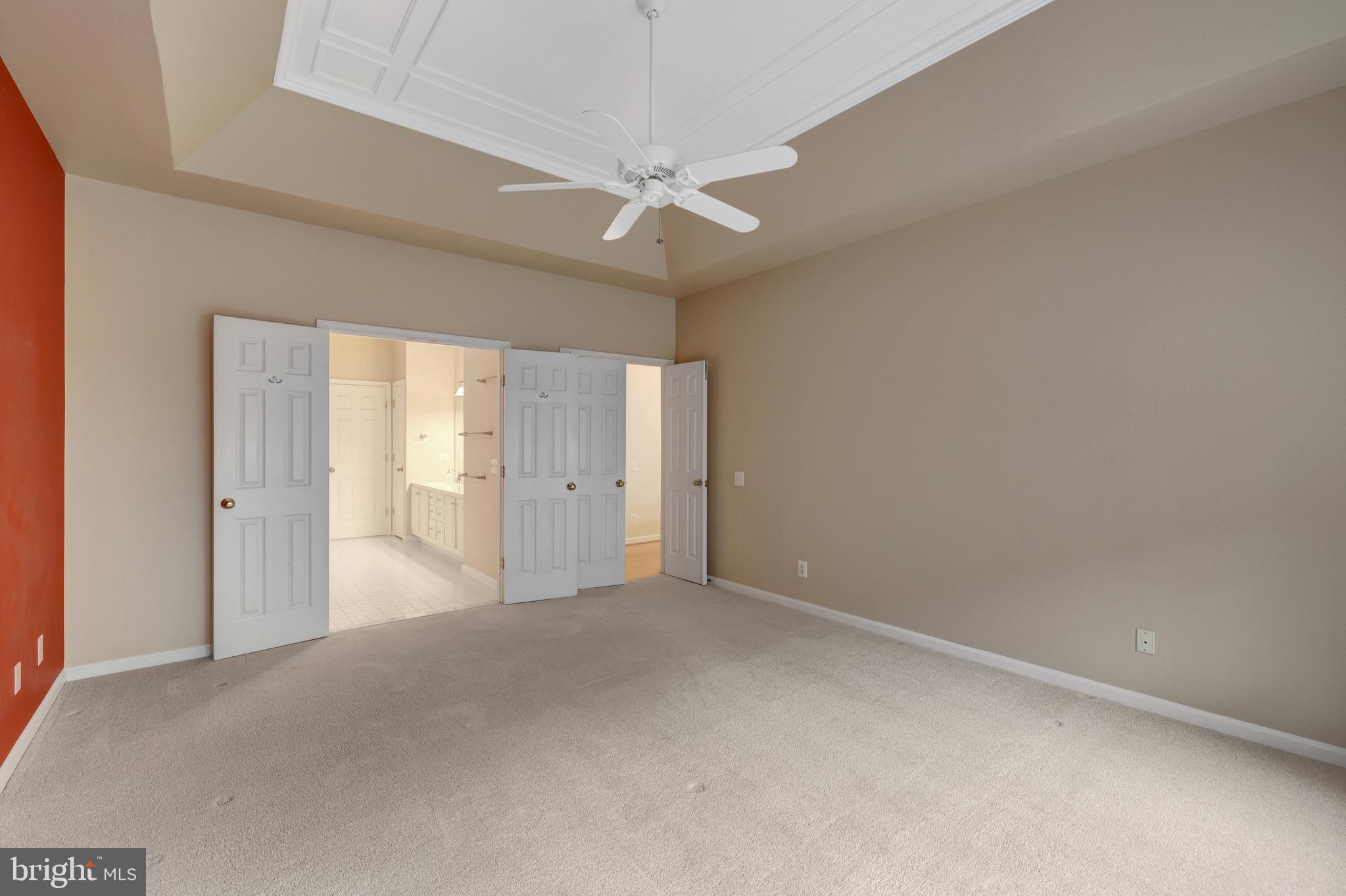 THE COURTS OF FOX MILL - Residential