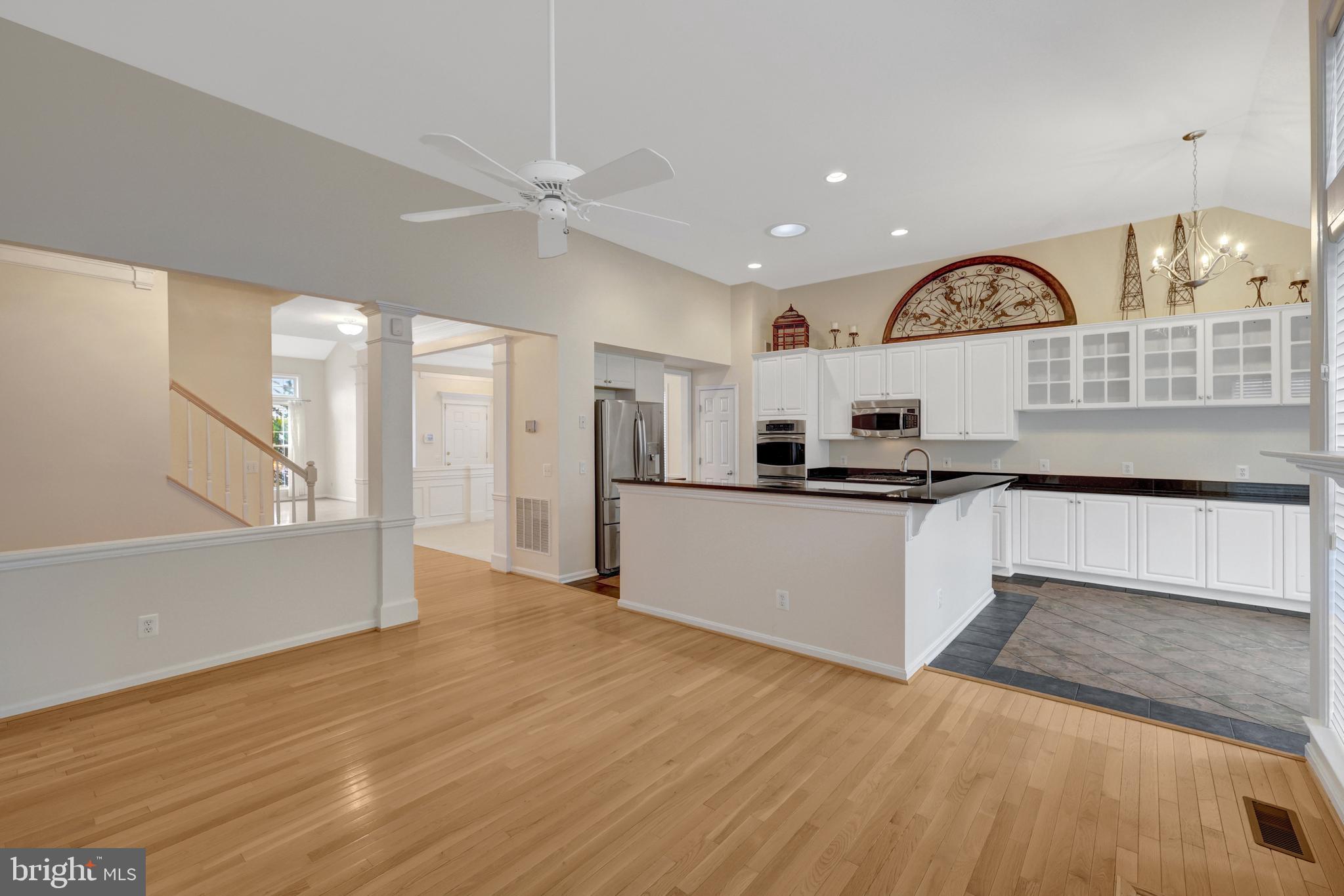 THE COURTS OF FOX MILL - Residential