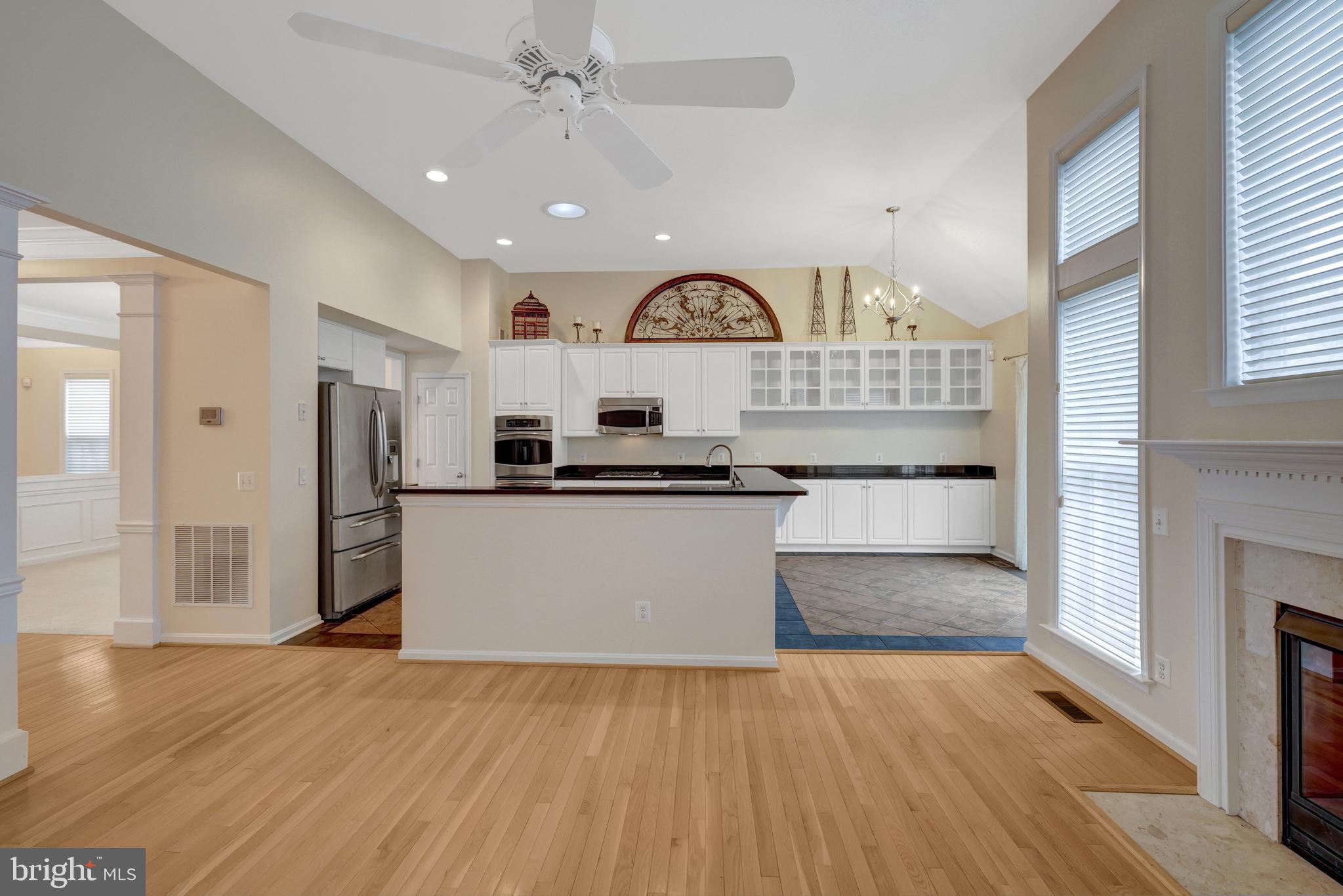 THE COURTS OF FOX MILL - Residential