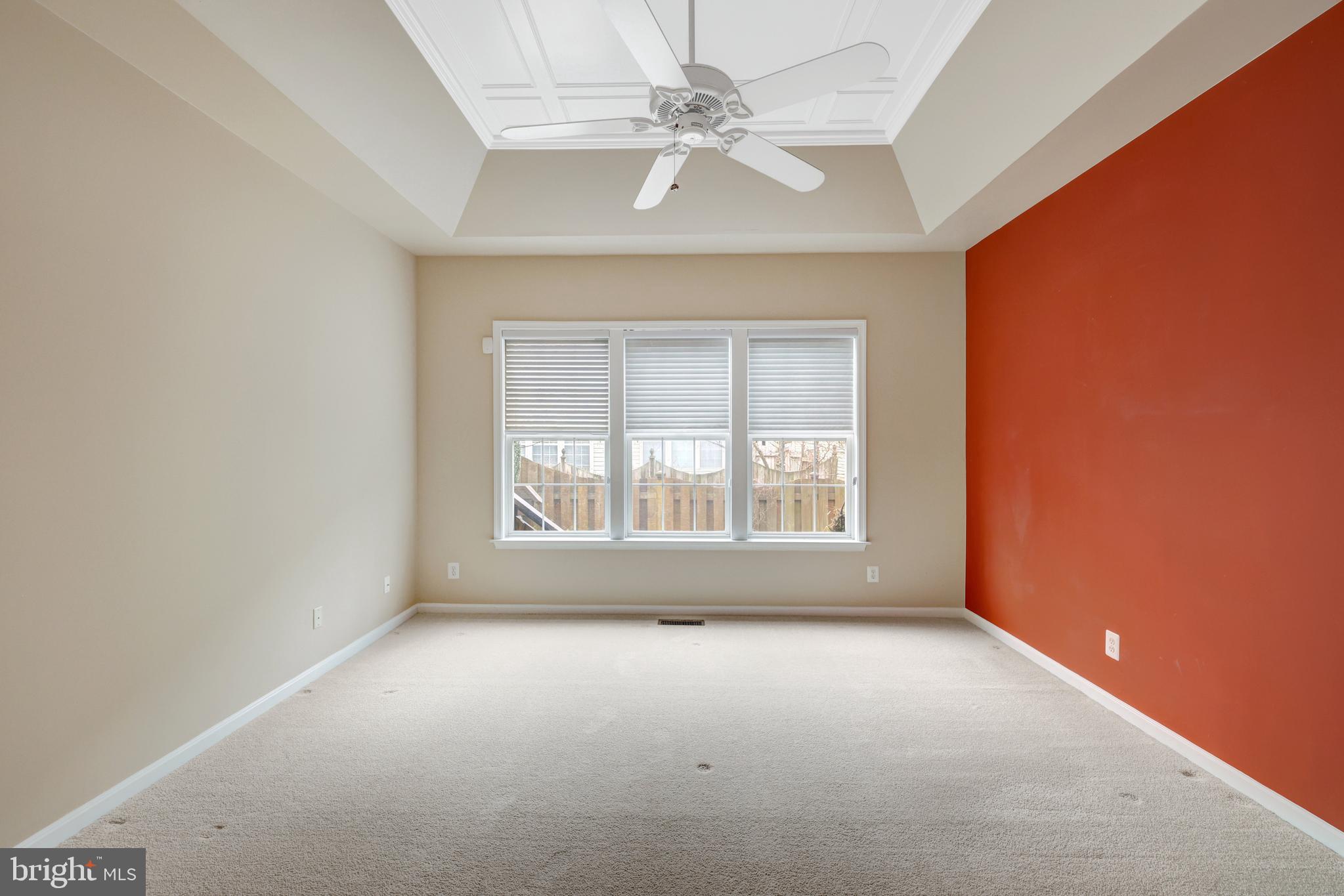 THE COURTS OF FOX MILL - Residential
