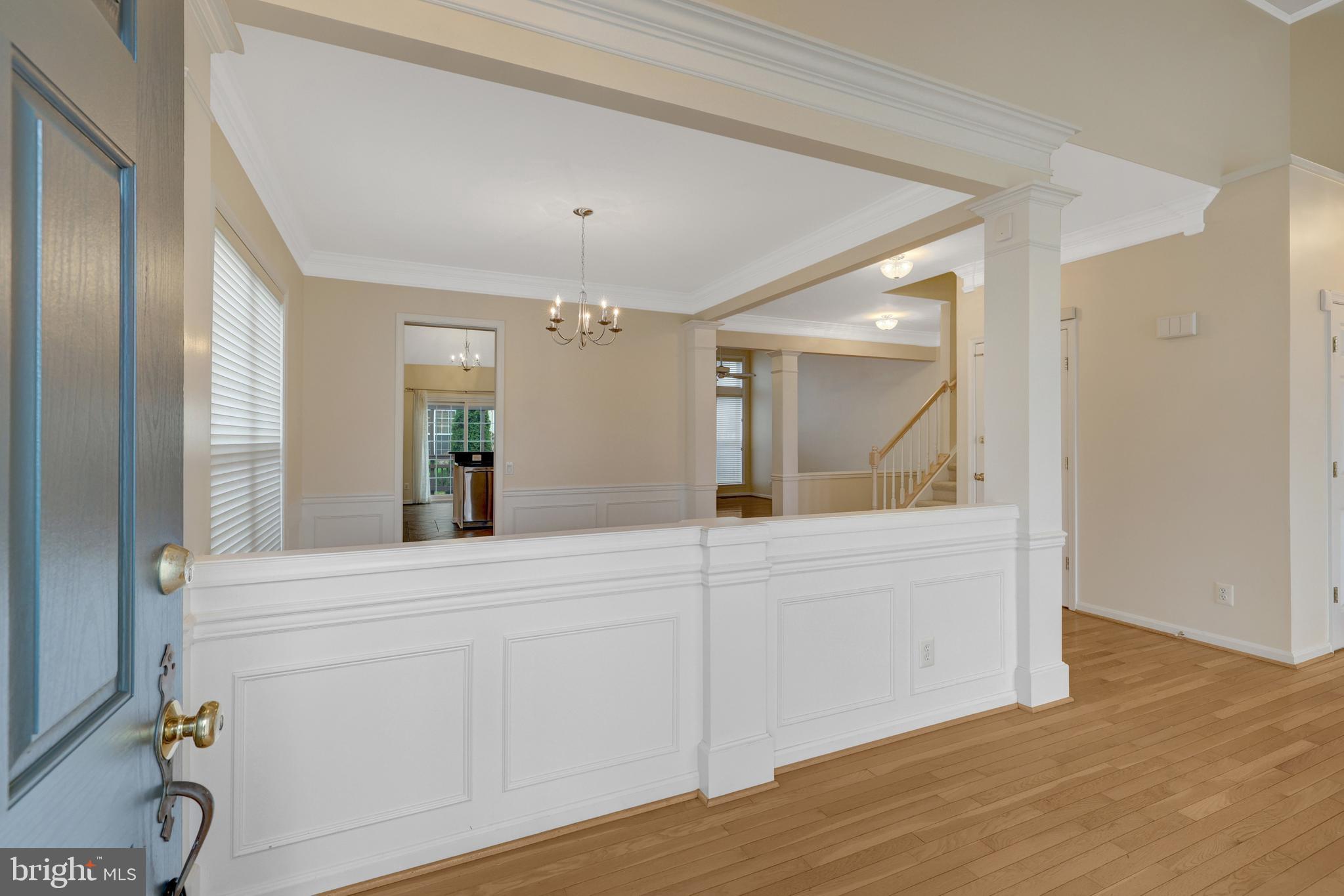 THE COURTS OF FOX MILL - Residential