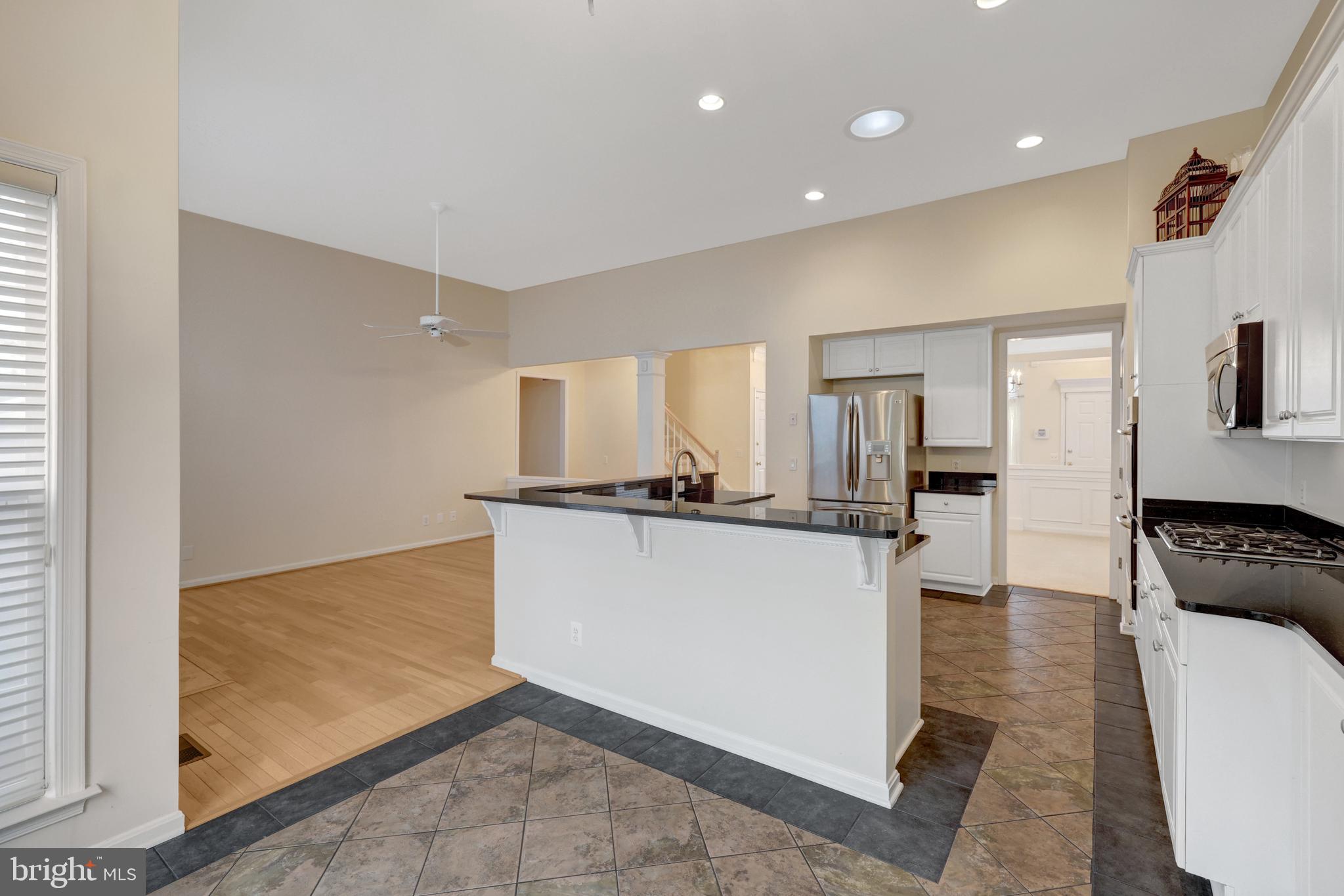 THE COURTS OF FOX MILL - Residential