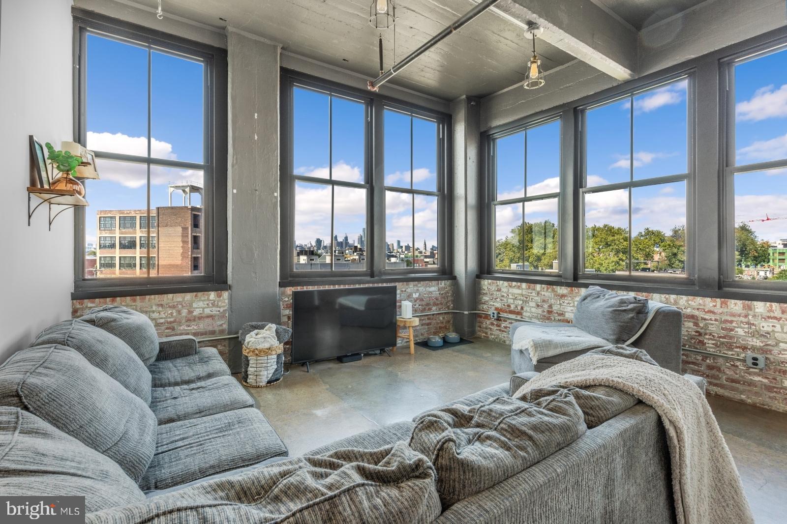 FISHTOWN - Residential Lease