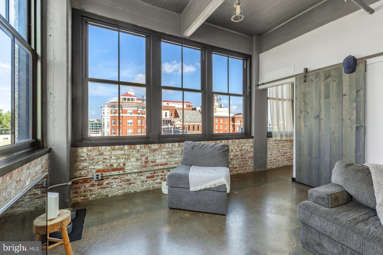 FISHTOWN - Residential Lease