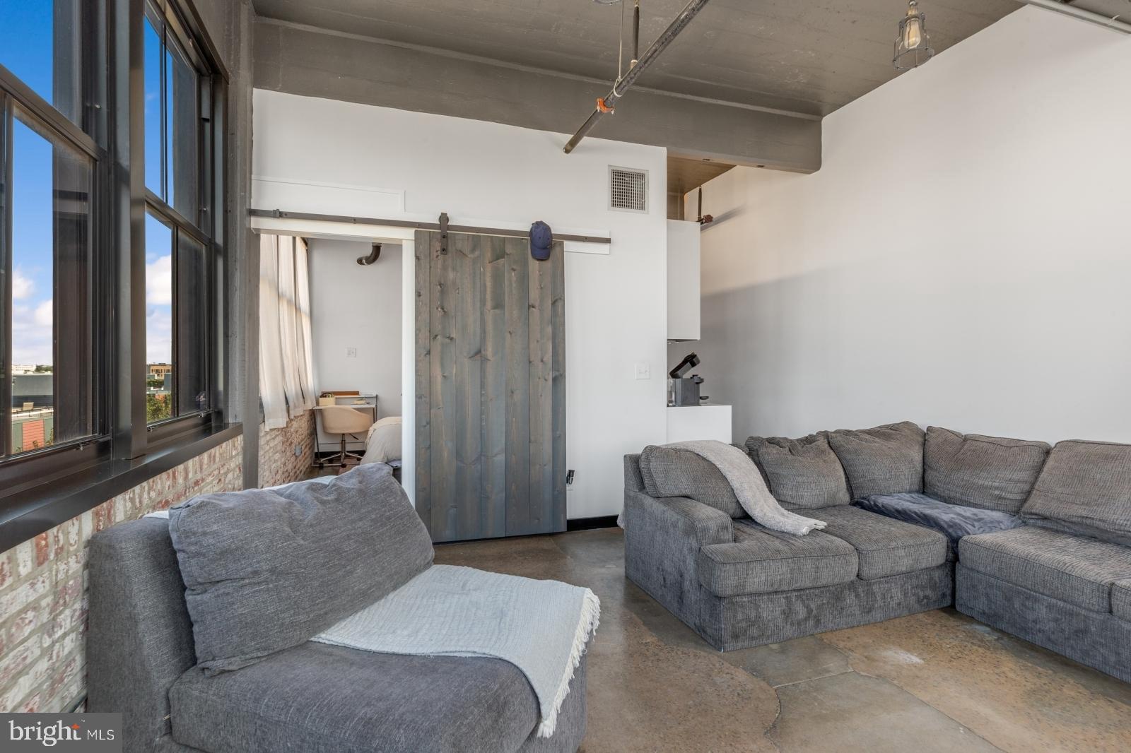 FISHTOWN - Residential Lease