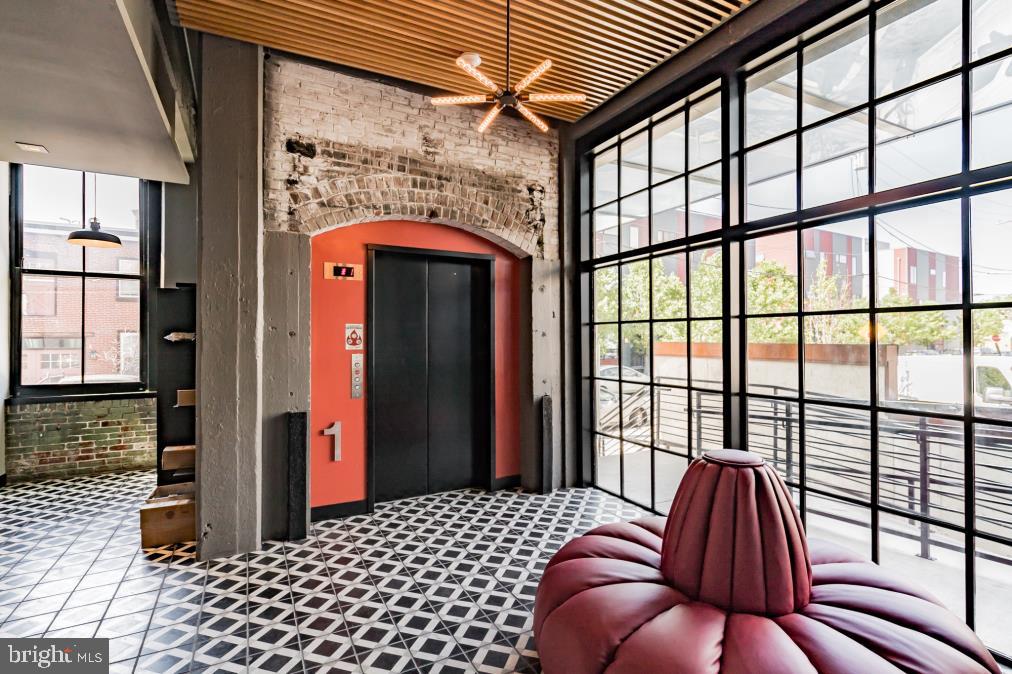FISHTOWN - Residential Lease