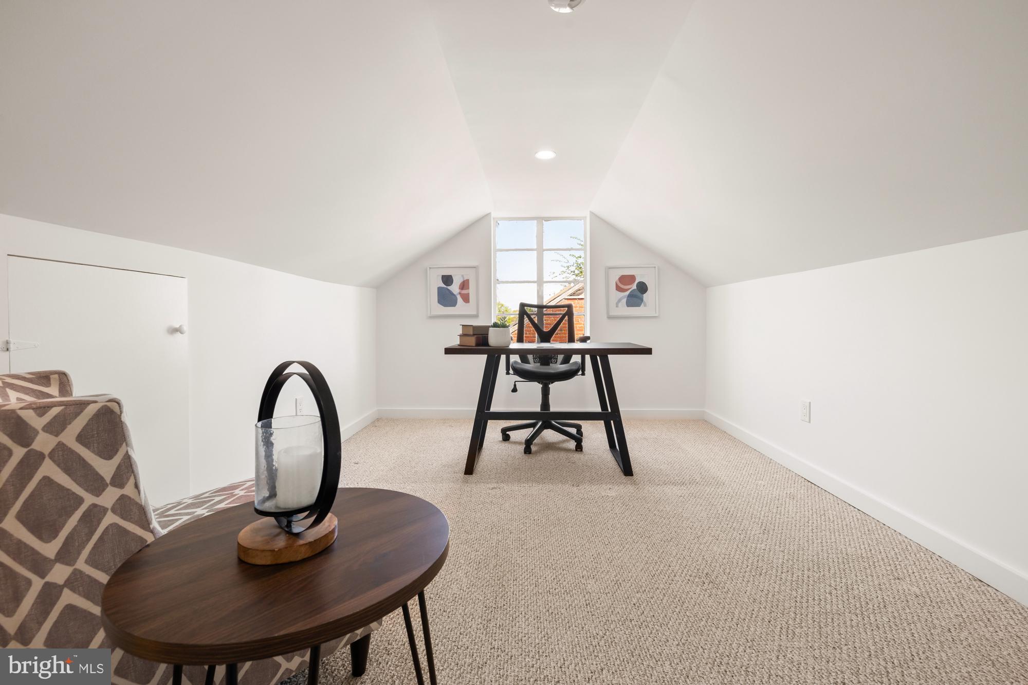 HIGHLAWN HIGHLANDS - Residential