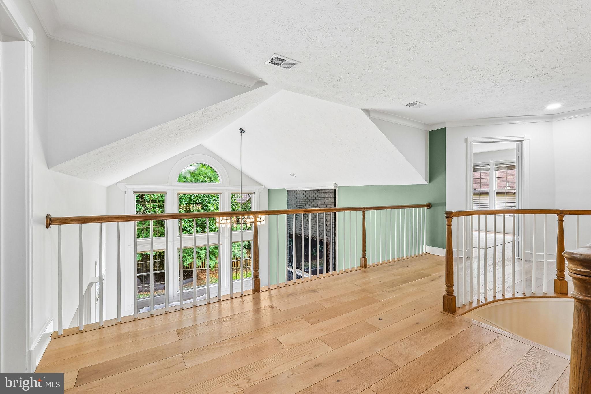 HAMPTON CHASE - Residential