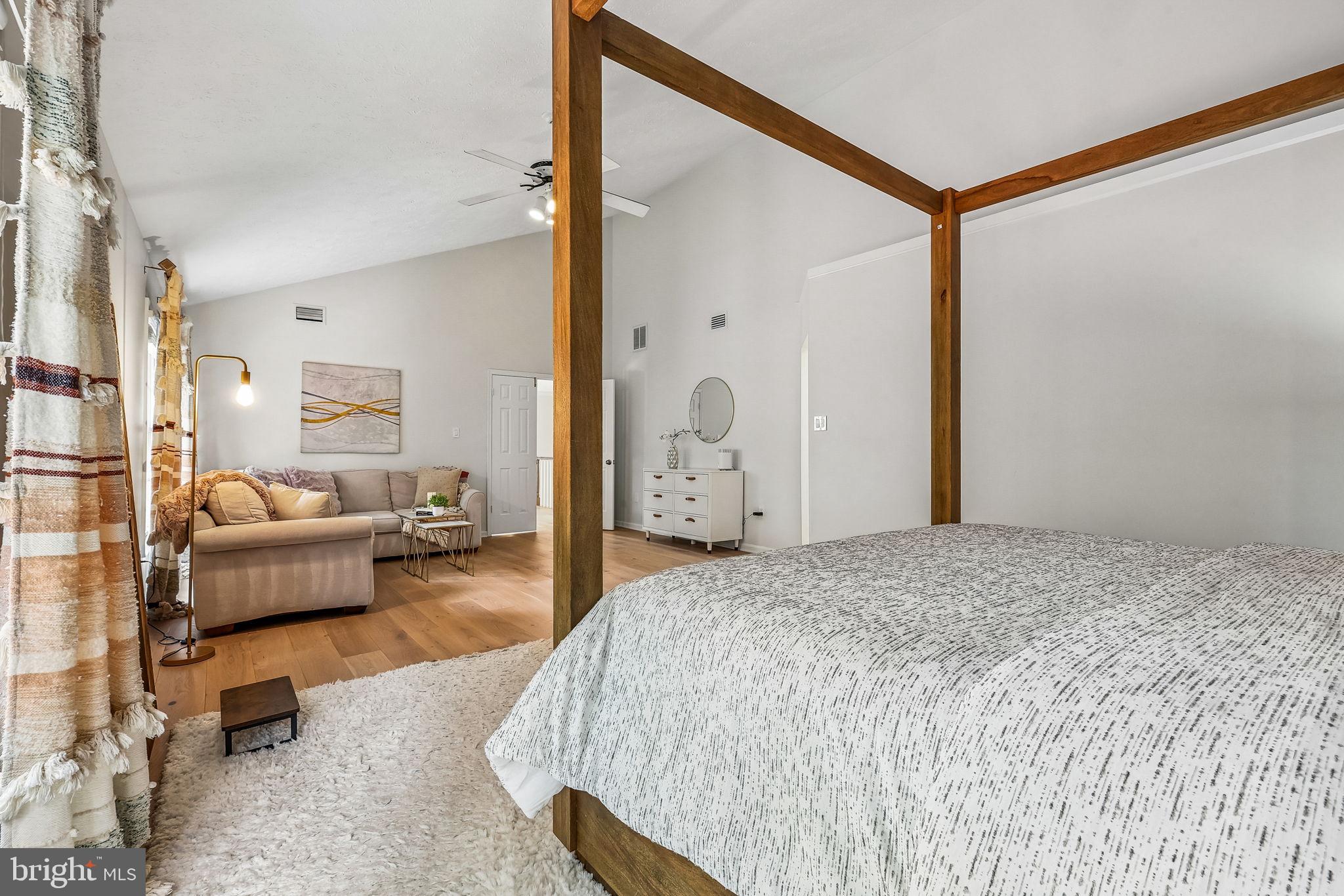 HAMPTON CHASE - Residential