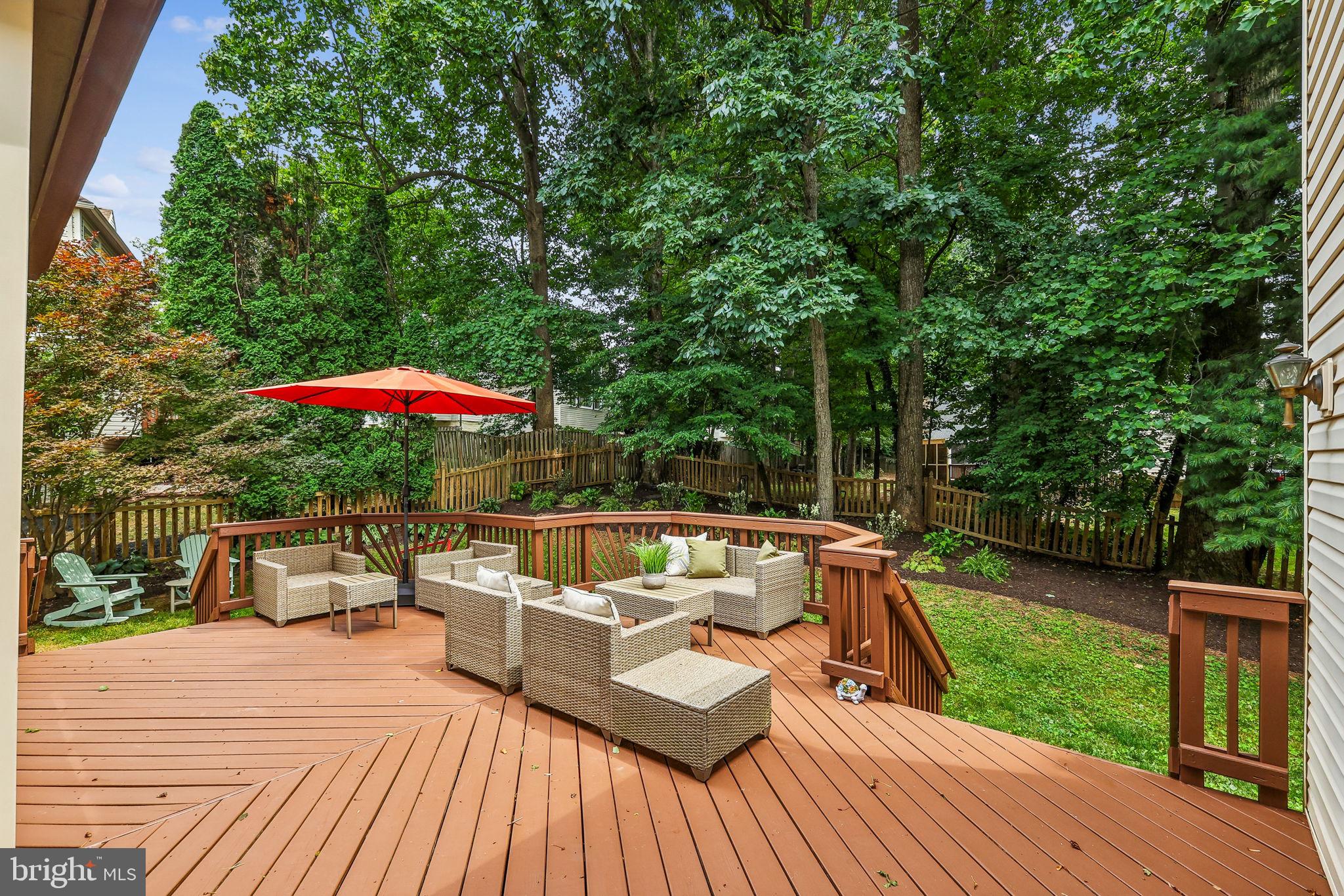 HAMPTON CHASE - Residential
