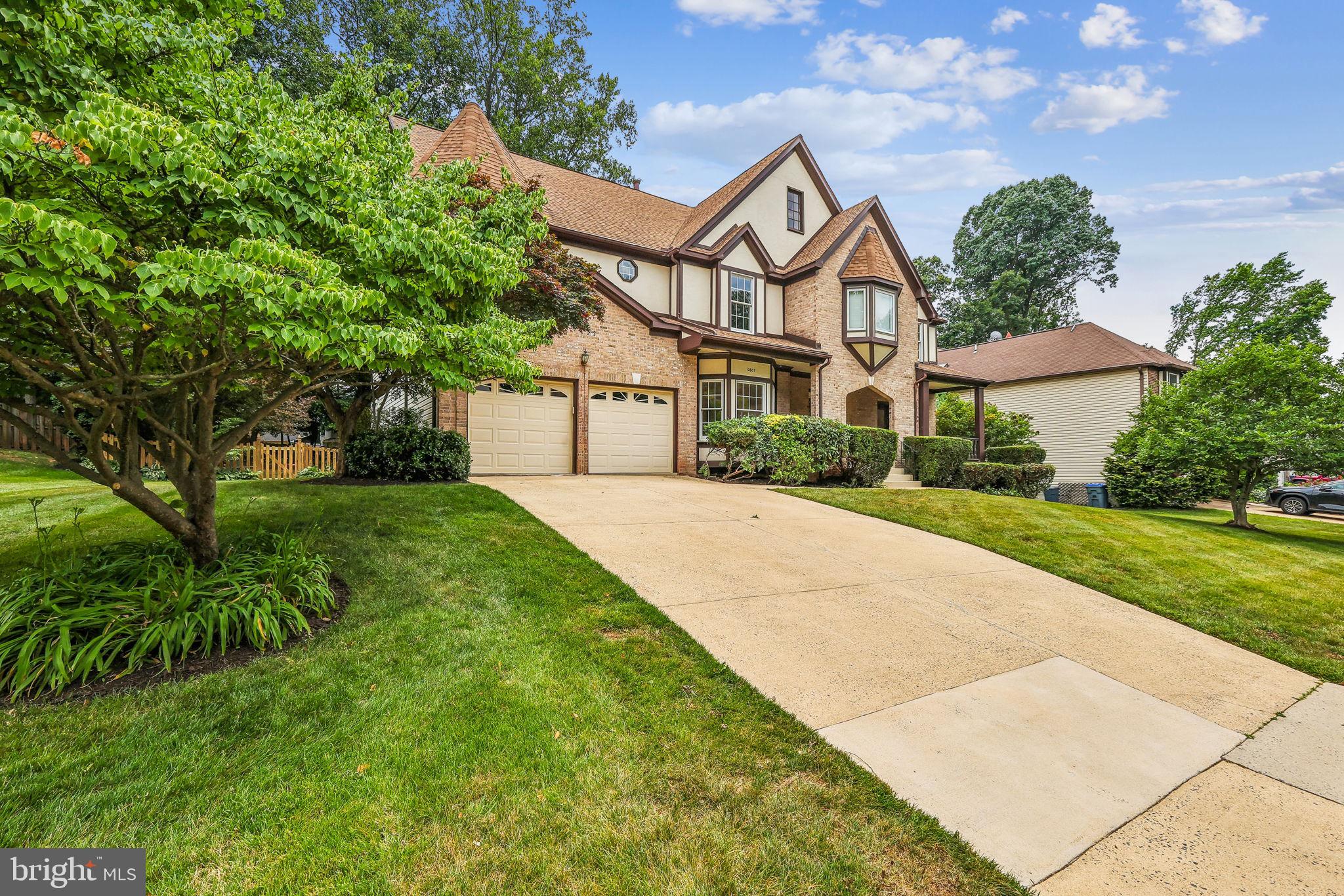 HAMPTON CHASE - Residential