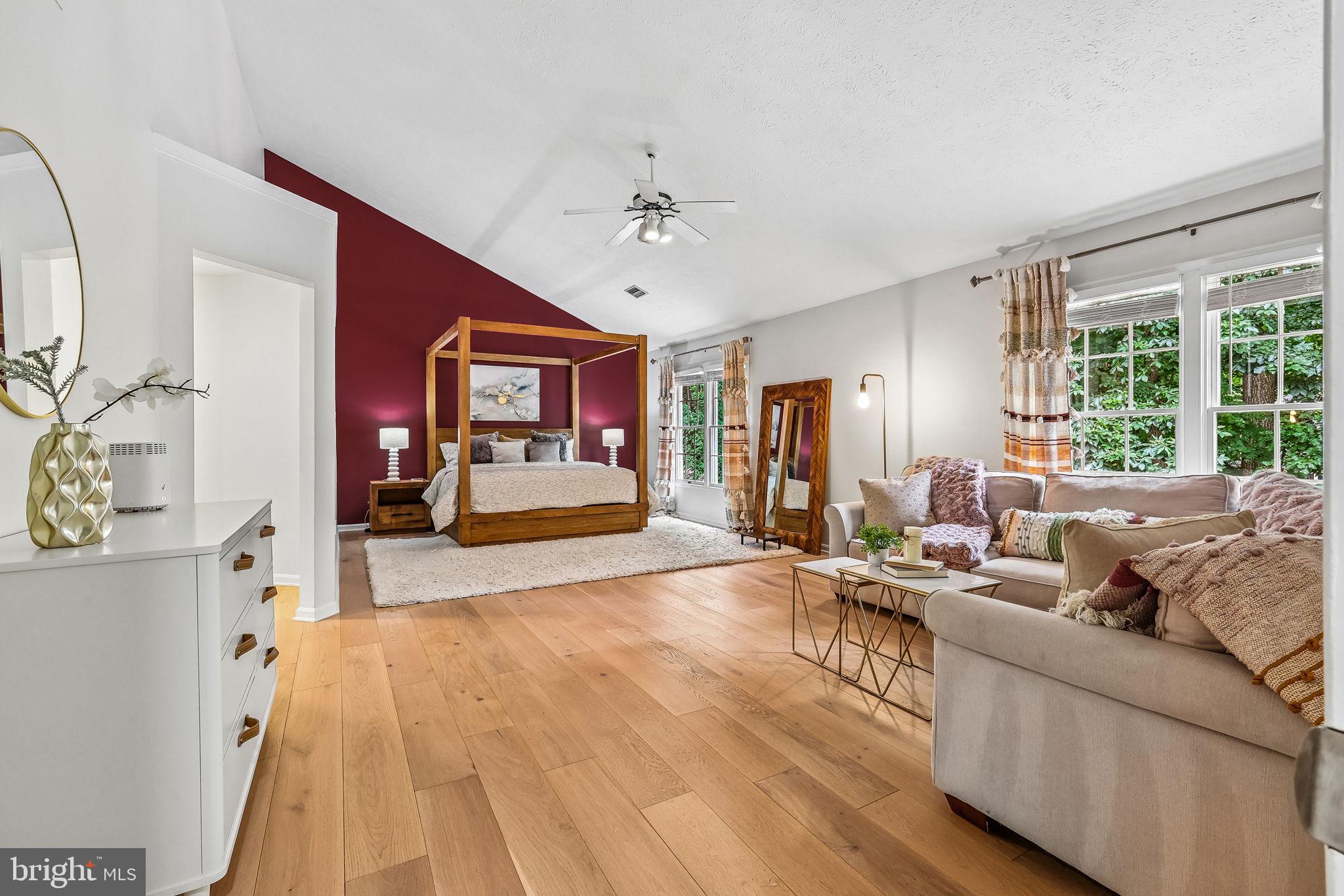 HAMPTON CHASE - Residential