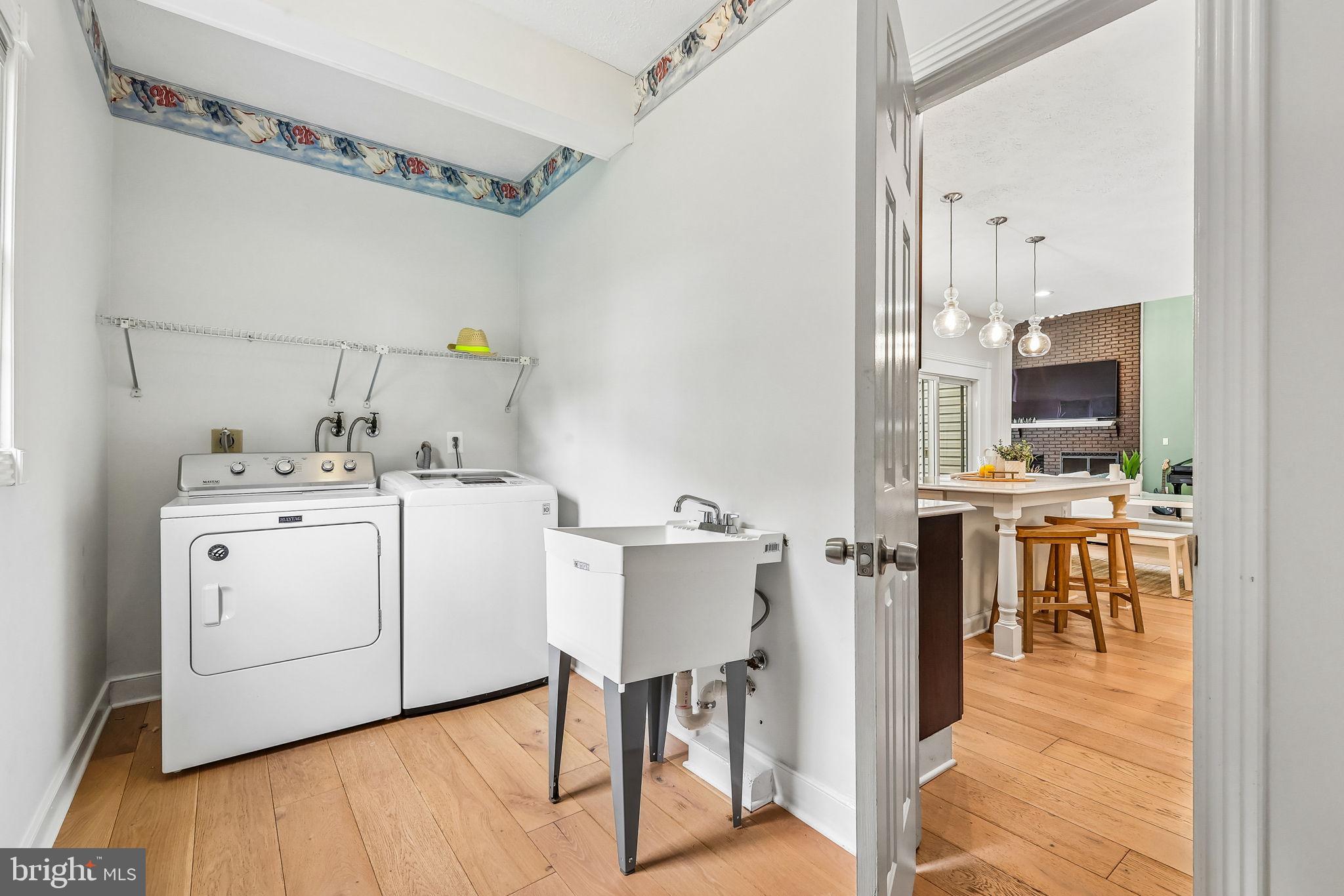 HAMPTON CHASE - Residential