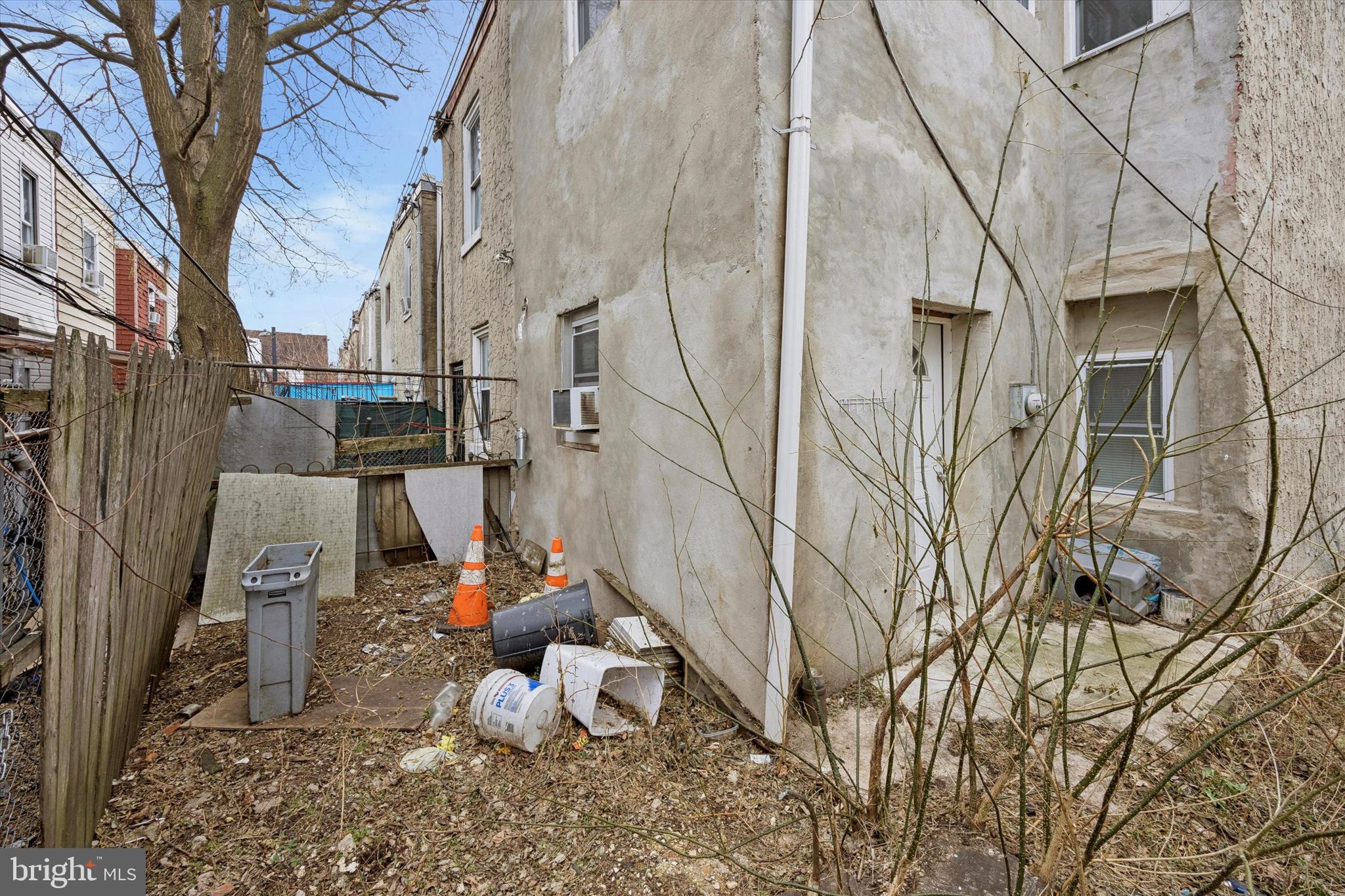 PORT RICHMOND - Residential