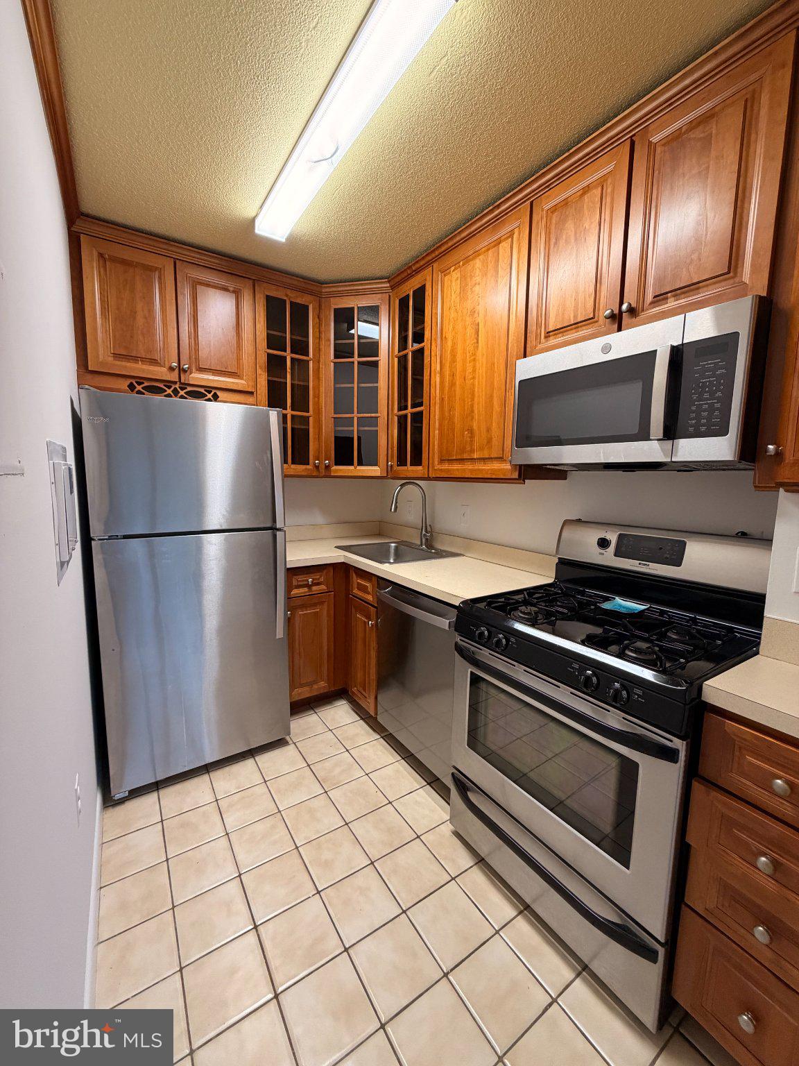RIVERIA OF CHEVY CHASE - Residential