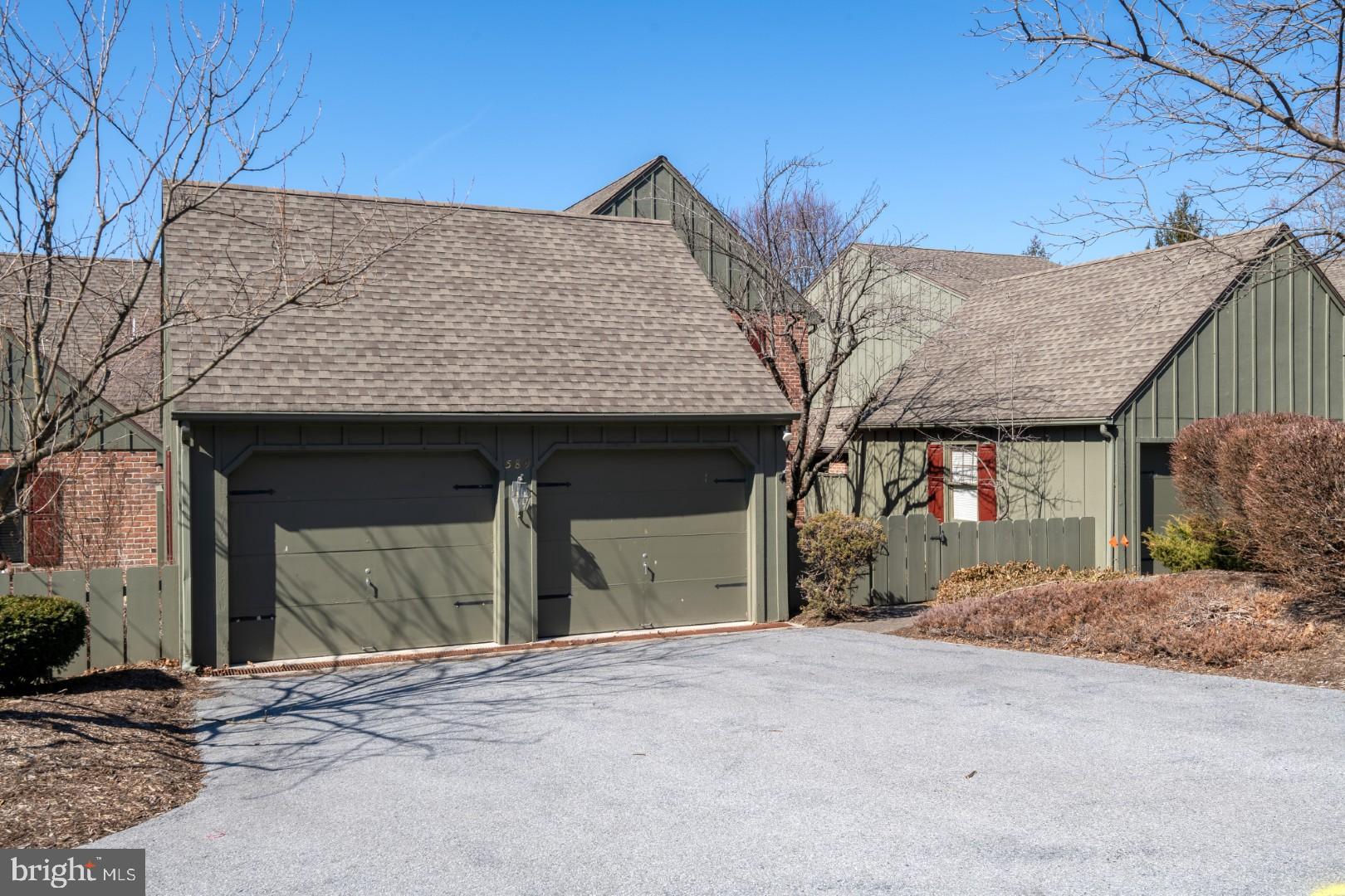 OAKMONT - Residential