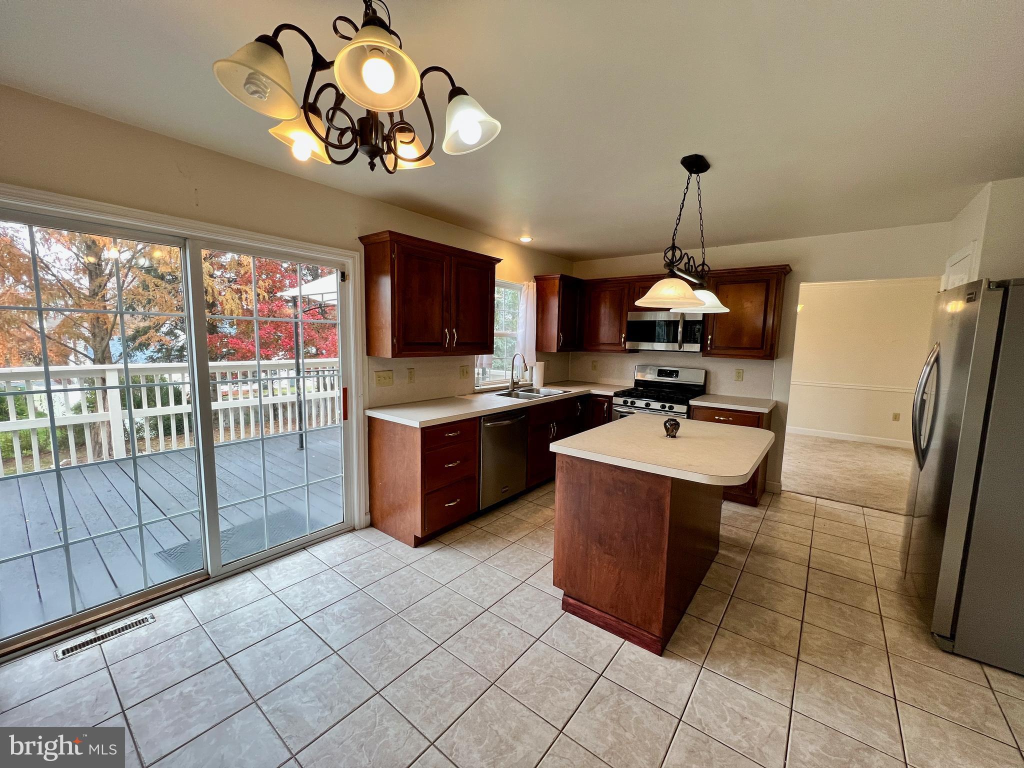 SHADOW RIDGE - Residential