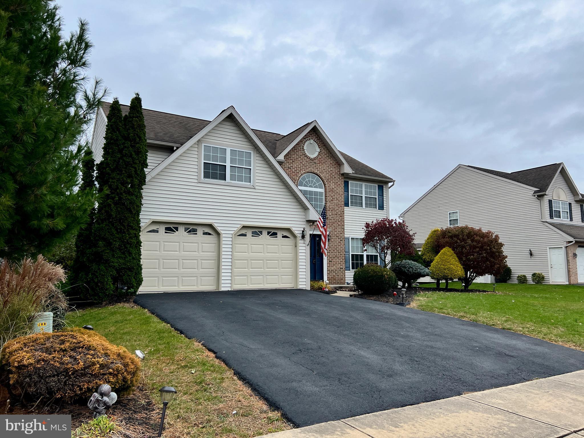 SHADOW RIDGE - Residential