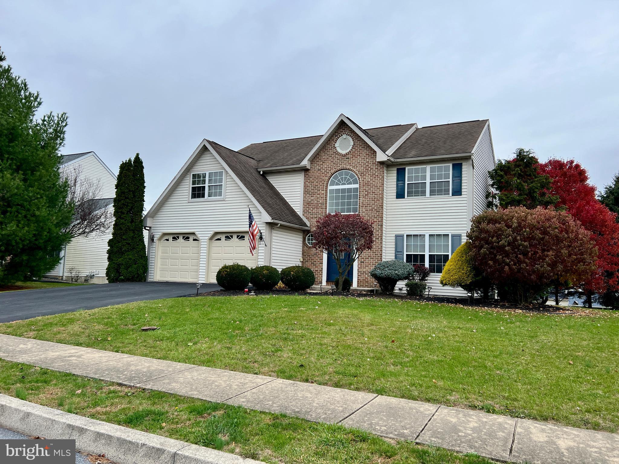 SHADOW RIDGE - Residential