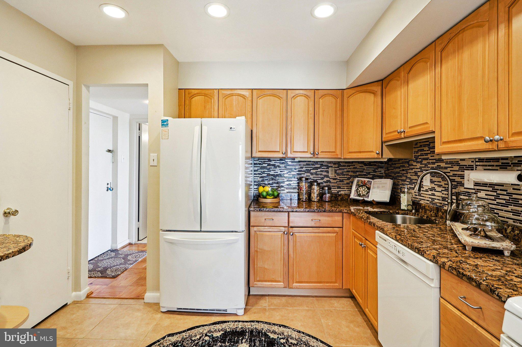 AMERICANA FINMARK - Residential