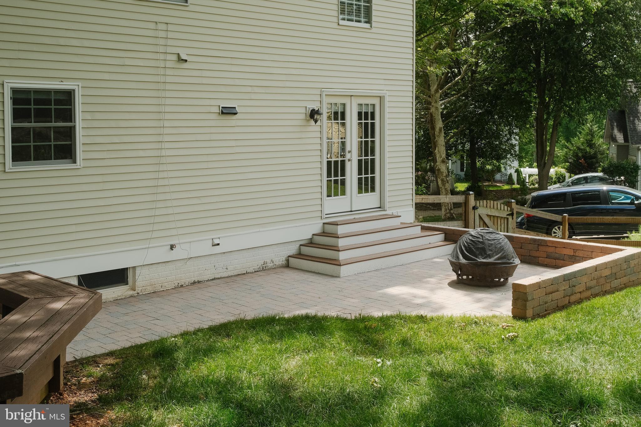 VILLAGE OF LONG REACH - Residential