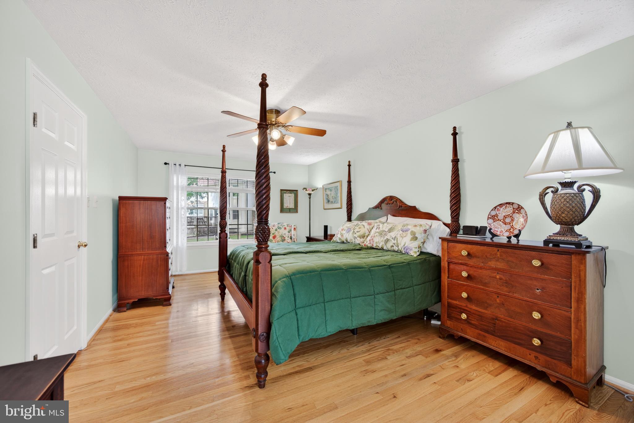 VILLAGE OF LONG REACH - Residential