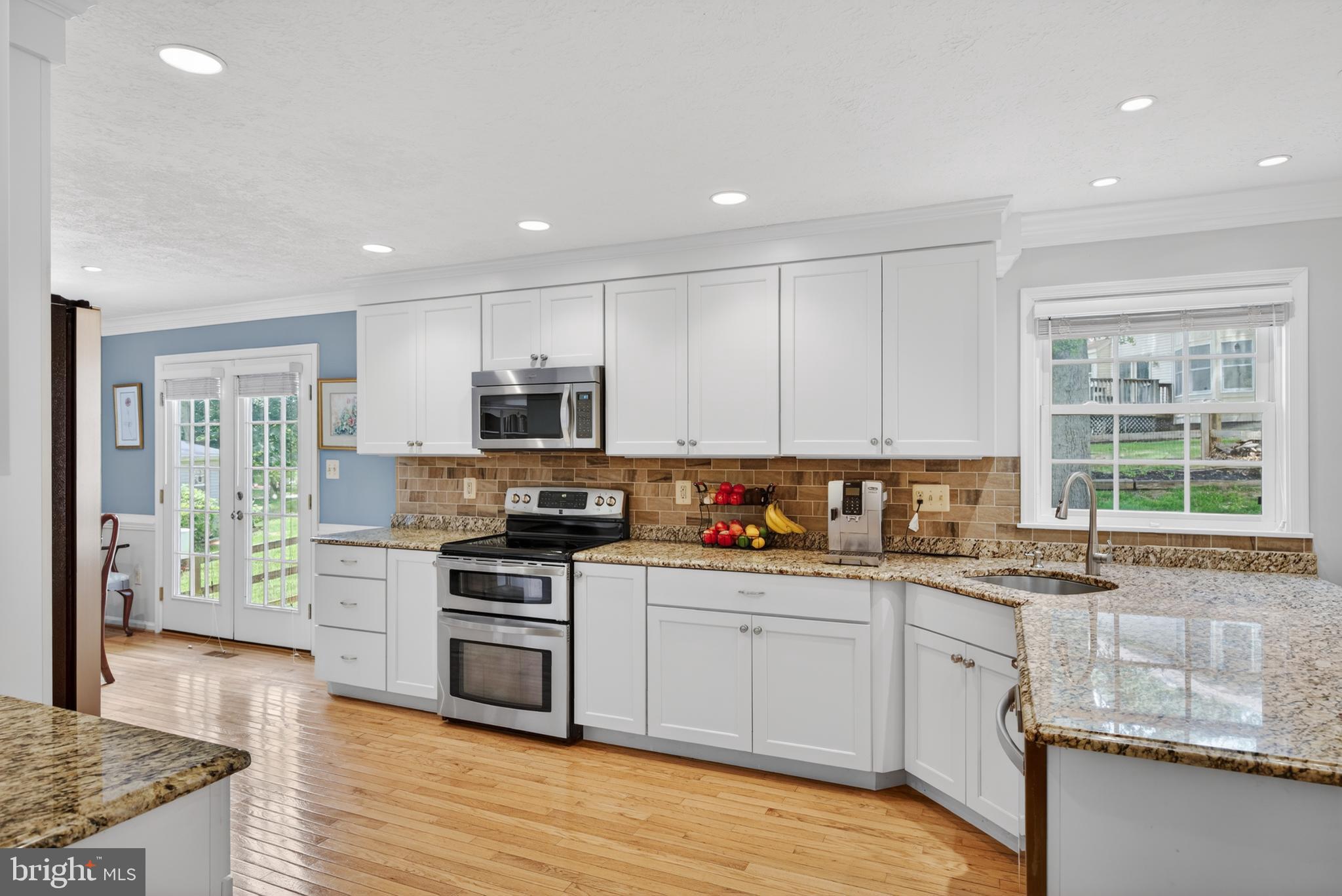 VILLAGE OF LONG REACH - Residential