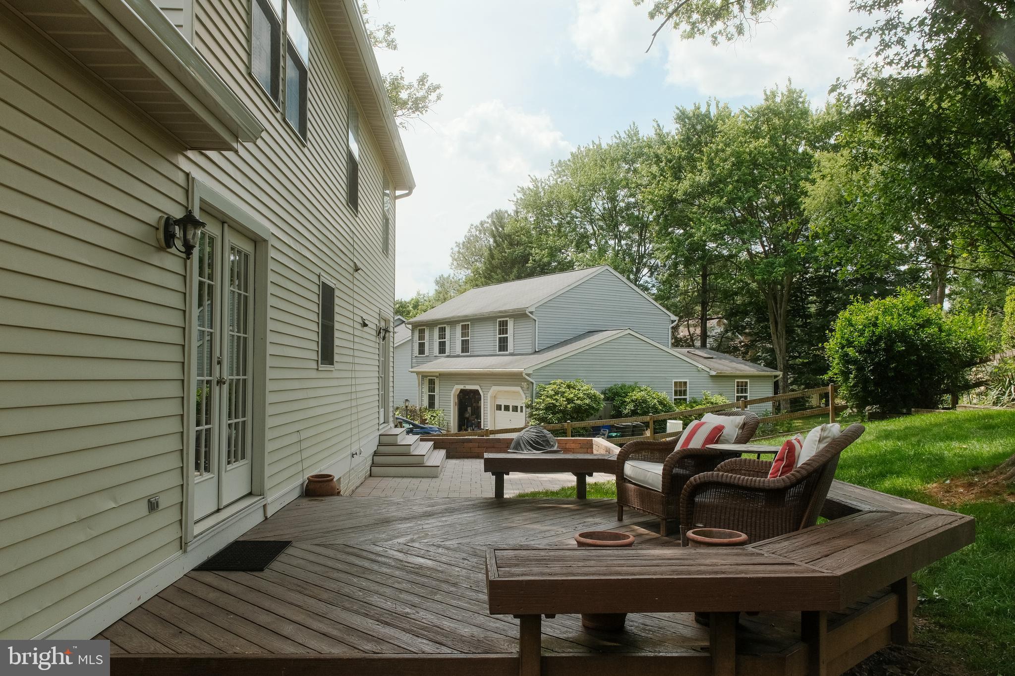 VILLAGE OF LONG REACH - Residential