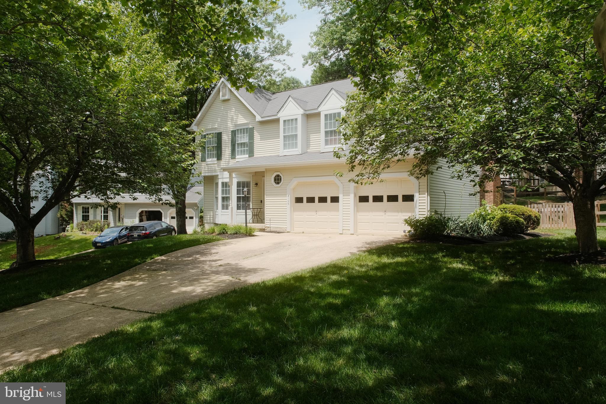 VILLAGE OF LONG REACH - Residential