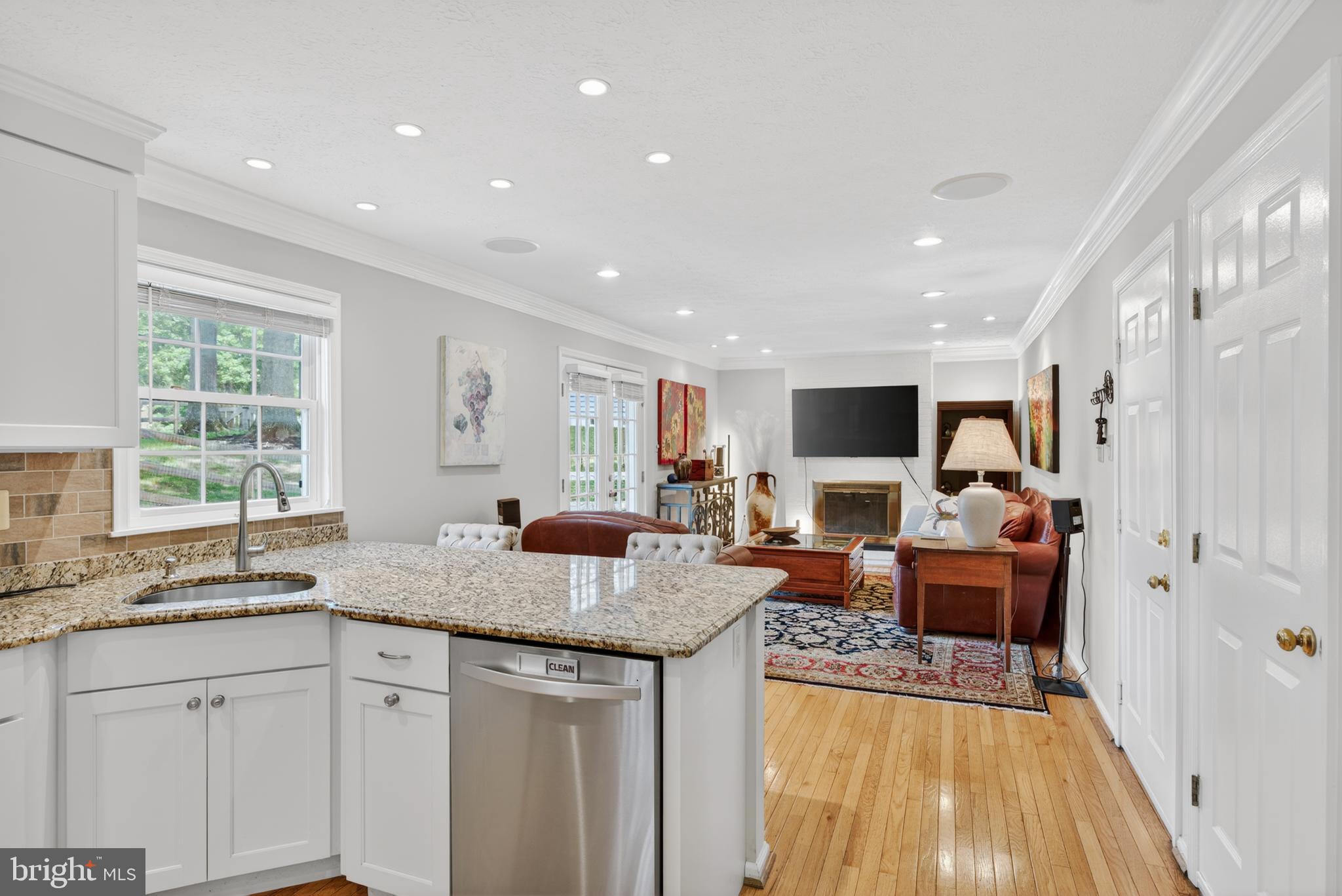 VILLAGE OF LONG REACH - Residential