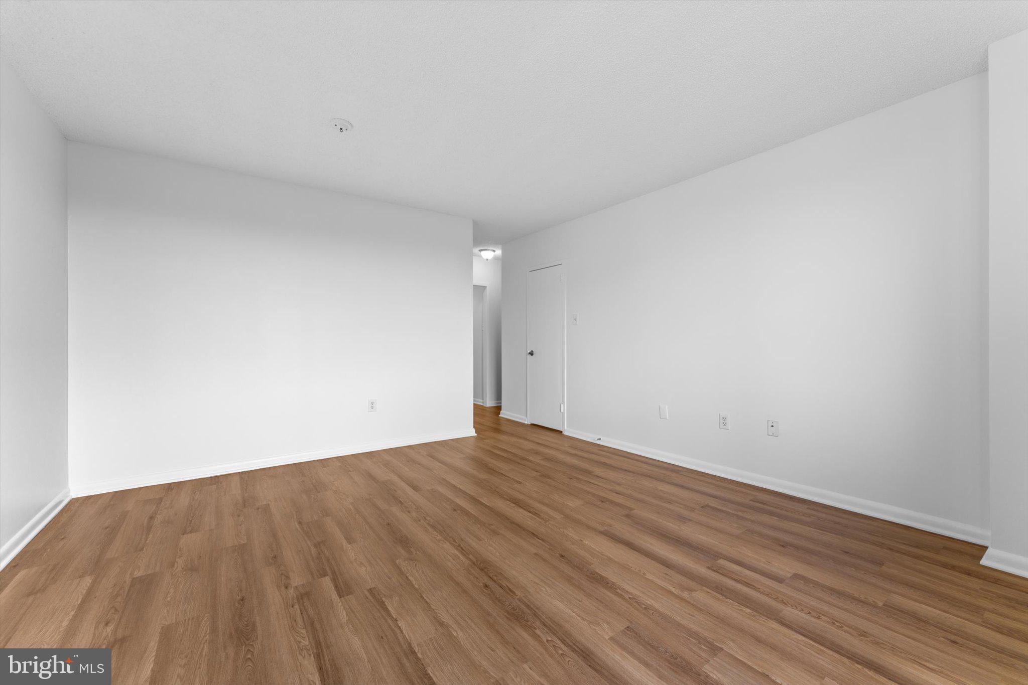 SKYLINE PLAZA - Residential Lease